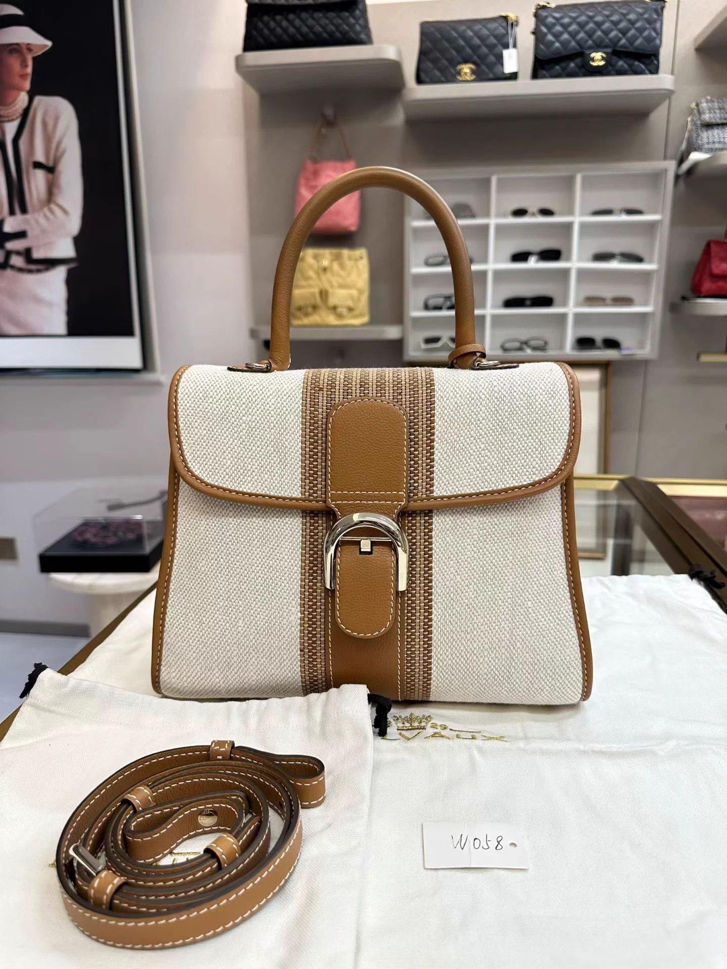 Delvaux Delvaux Brilliant Canvas Caramel Shoulder Crossbody Unused Size ONE SIZE - 1 Thumbnail