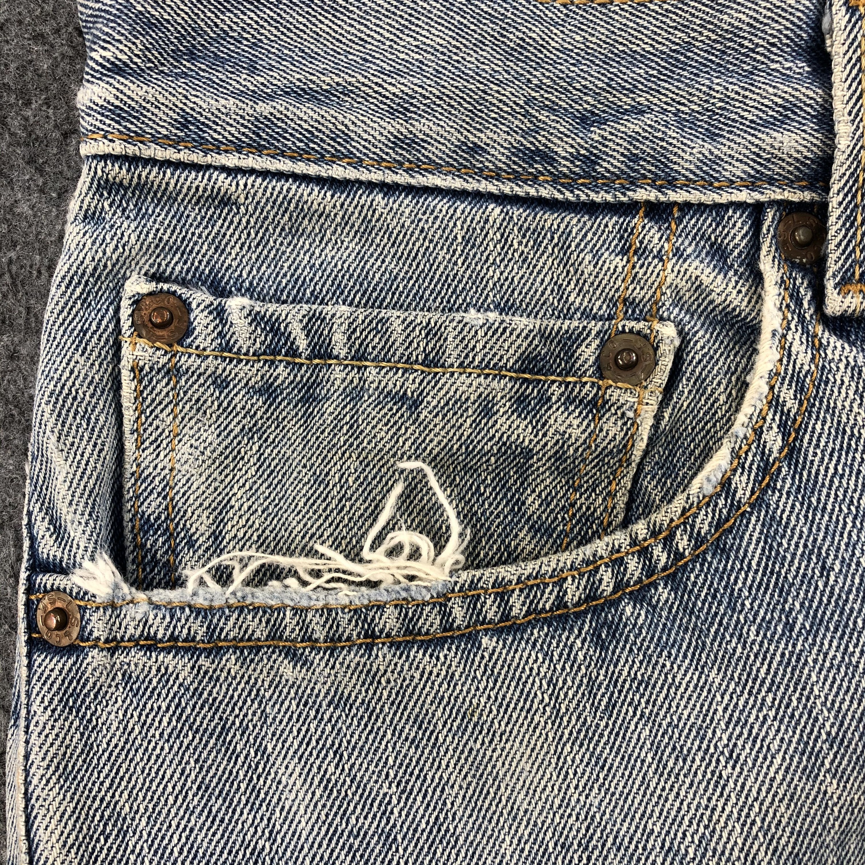 Levi's Vintage Light Wash Levis 505 Jeans-J1714 Size US 32 / EU 48 - 11 Thumbnail