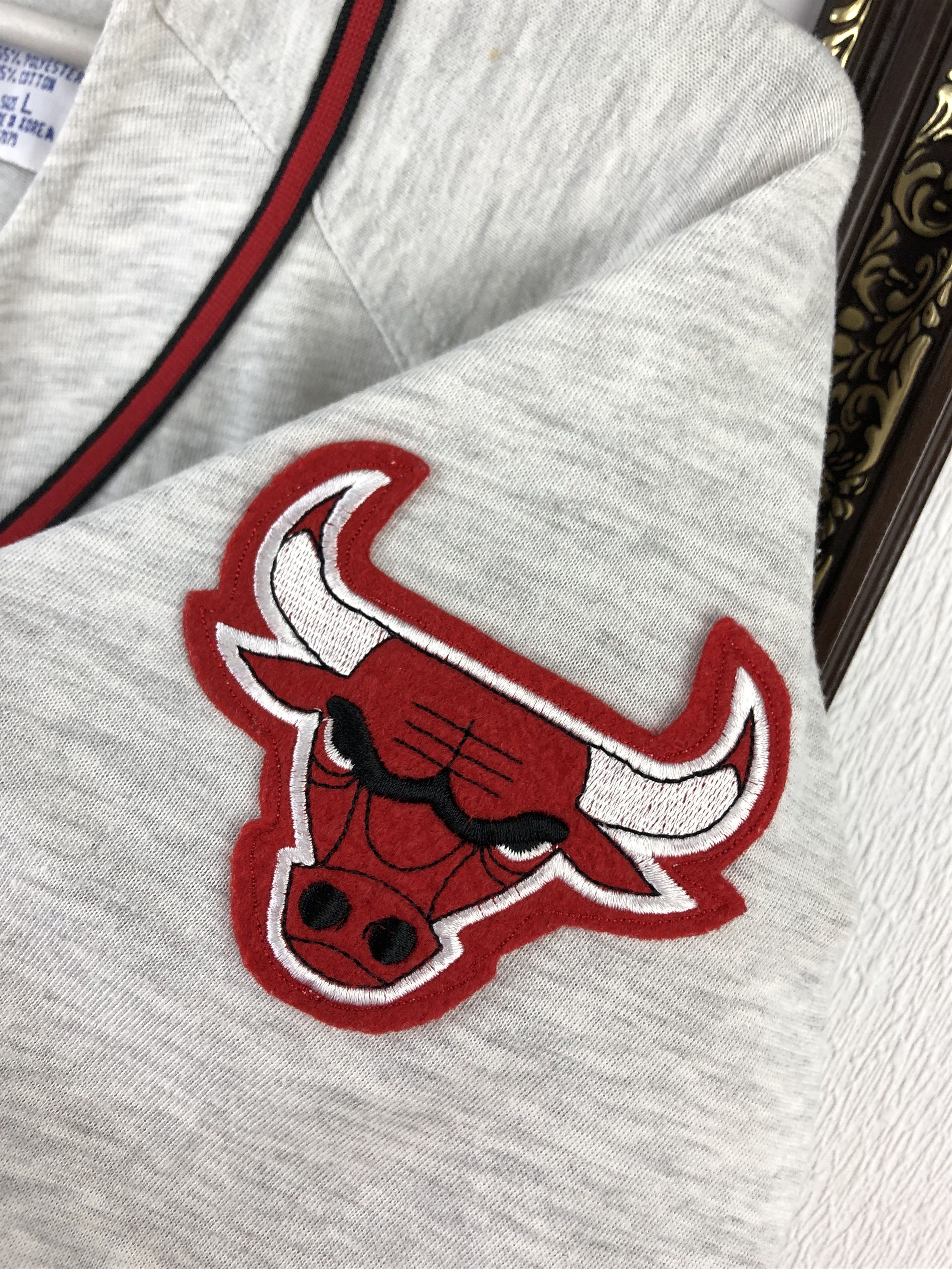 NBA Vintage NBA Chicago Bulls Baseball Jersey Stitched Shirt Size US L / EU 52-54 / 3 - 6 Thumbnail