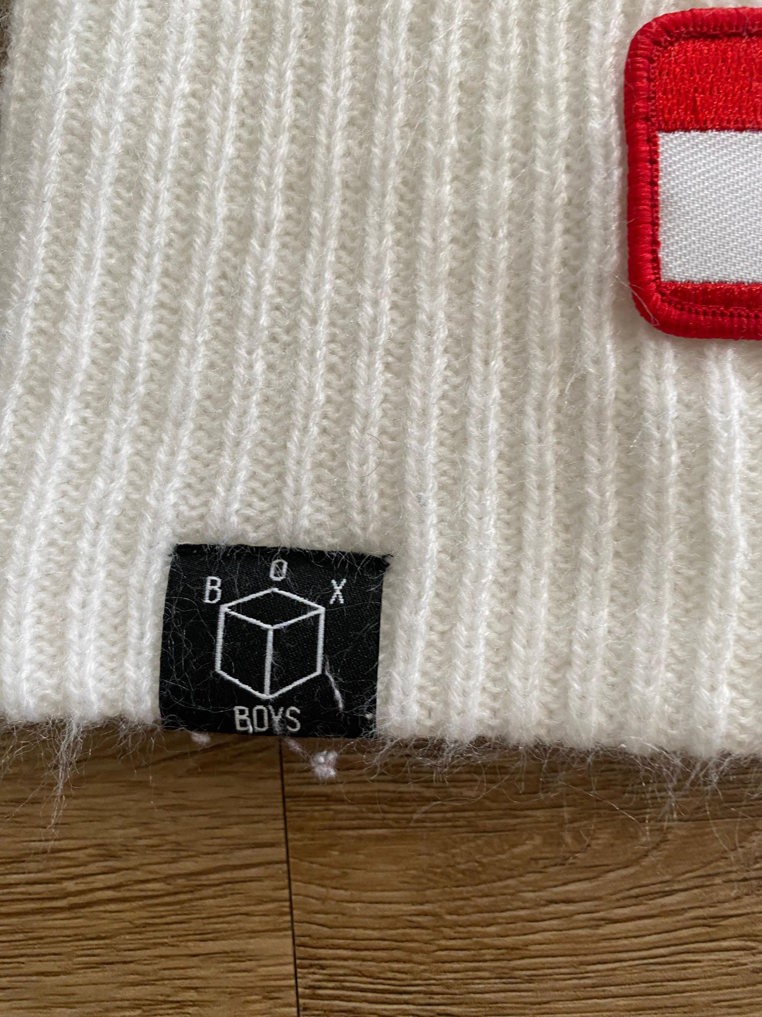 Other Box Boys Retro Hearts Bear Hat – White Embroidered Balaclava Size ONE SIZE - 5 Thumbnail