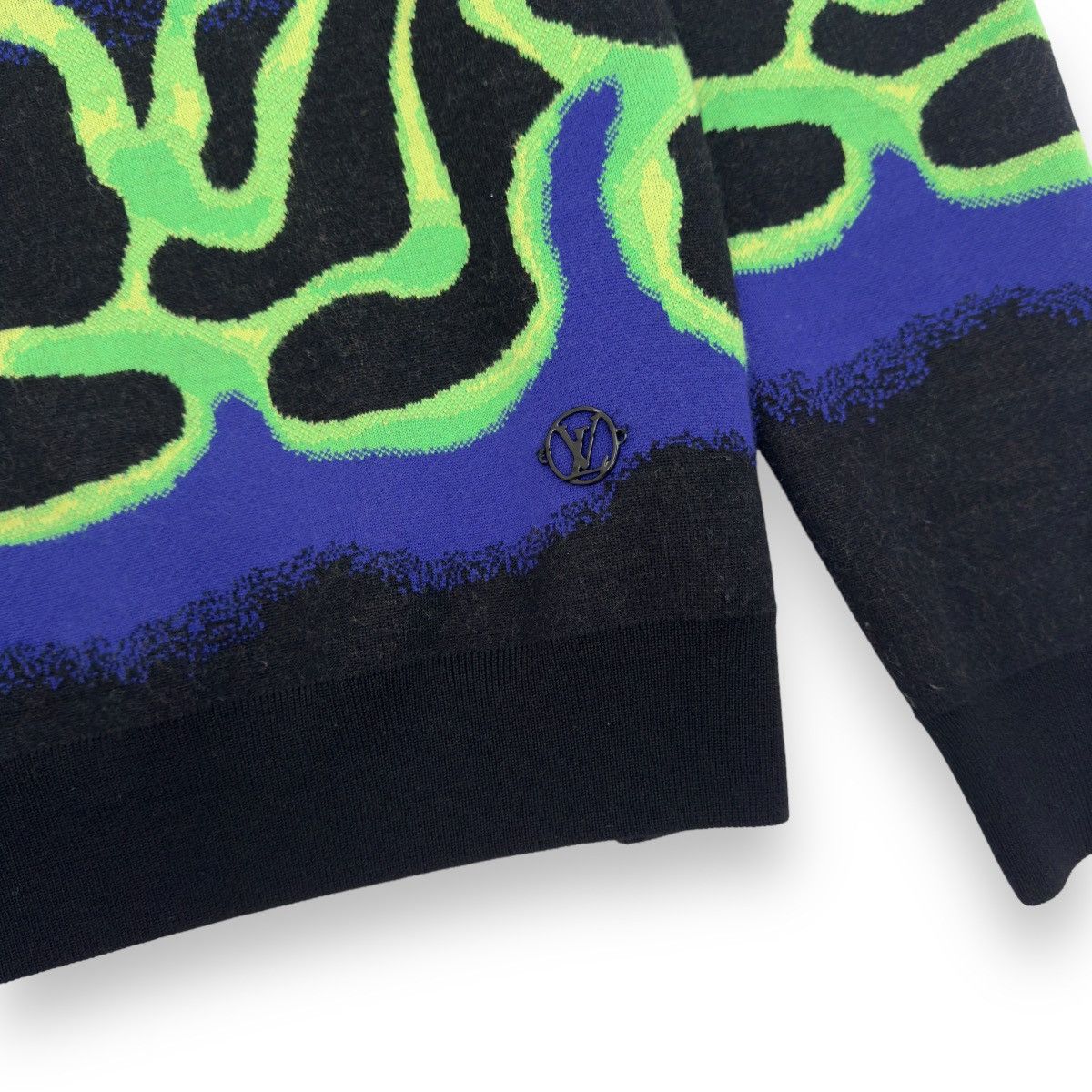 Louis Vuitton Louis Vuitton Round-Neck Graphic Print Sweatshirt L Size US L / EU 52-54 / 3 - 6 Thumbnail