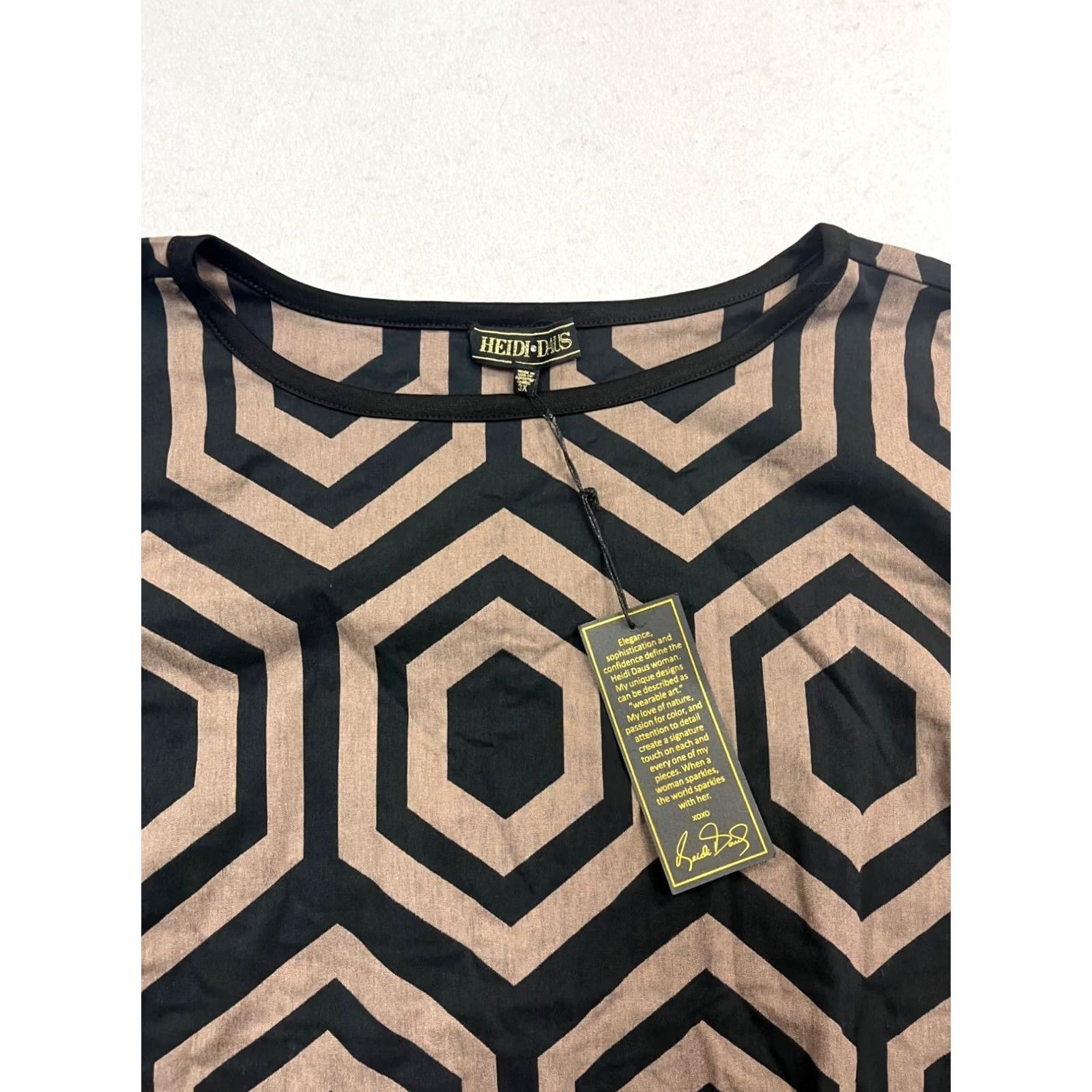 Bell VINTAGE Women’s HEIDI DAUS Cropped Bell Sleeve Top 3XL Brown Round Neck Blouse NWT Women’s Size XXL / US 16-18 / IT 52-54 - 3 Thumbnail