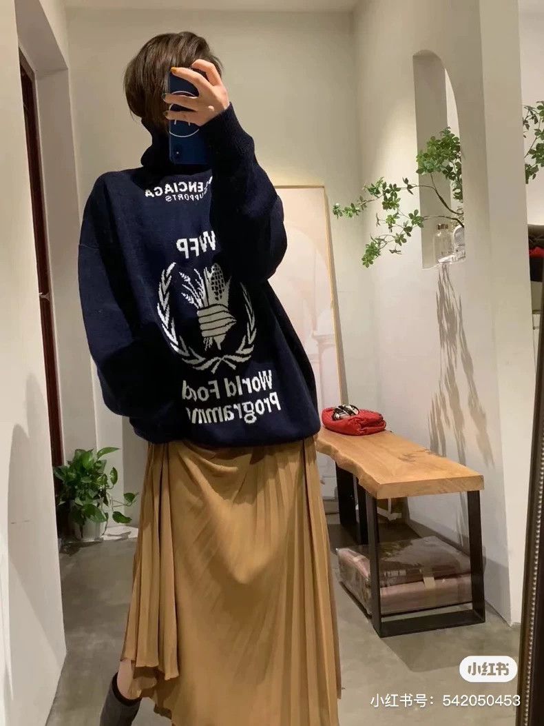 Balenciaga Balenciaga Sweater Size US S / EU 44-46 / 1 - 1 Thumbnail