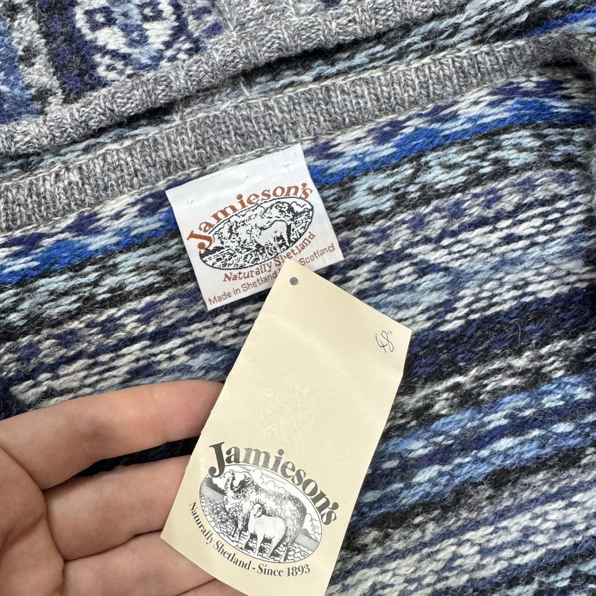 Jamiesons Of Shetland Jamieson’s Of Shetland Pure New Wool Zip Hoodie M size 48 Size US M / EU 48-50 / 2 - 8 Thumbnail