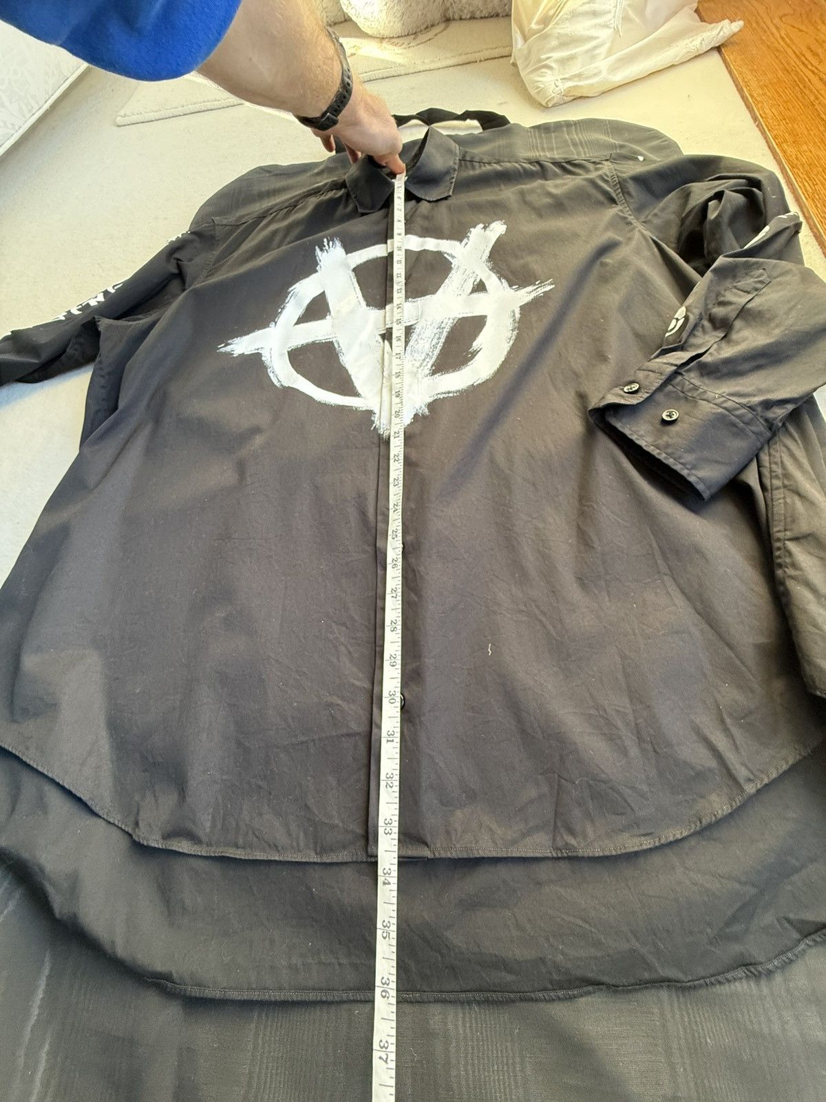 Vetements Vetements double anarchy oversized logo black white shirt Size US S / EU 44-46 / 1 - 8 Thumbnail
