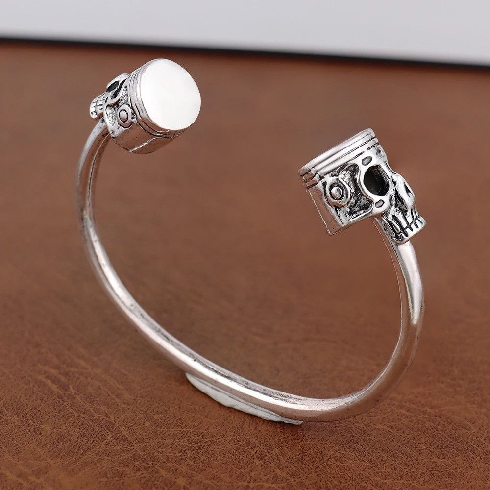 Jewelry Skull Head Twist Cuff Bracelet Size ONE SIZE - 3 Thumbnail