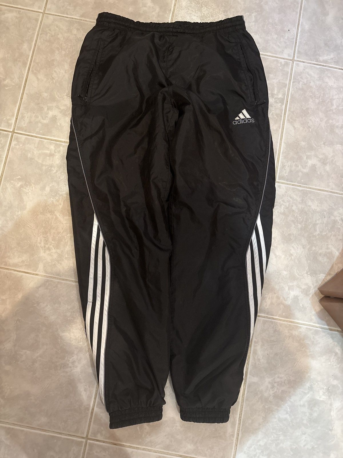 Vintage Pants adidas Size US 30 / EU 46 - 1 Thumbnail