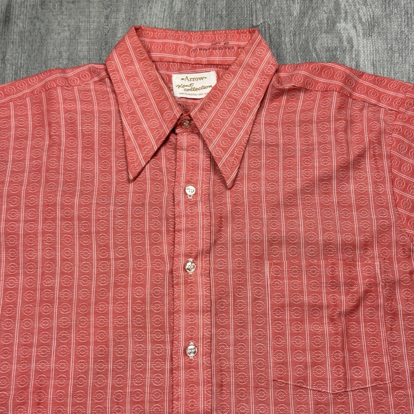Vintage VTG 70S ARRROW KENT COLLECTION ABSTRACT DISCO MOD SHIRT DAGGER COLLAR SZ 17 MENS Size US L / EU 52-54 / 3 - 2 Thumbnail