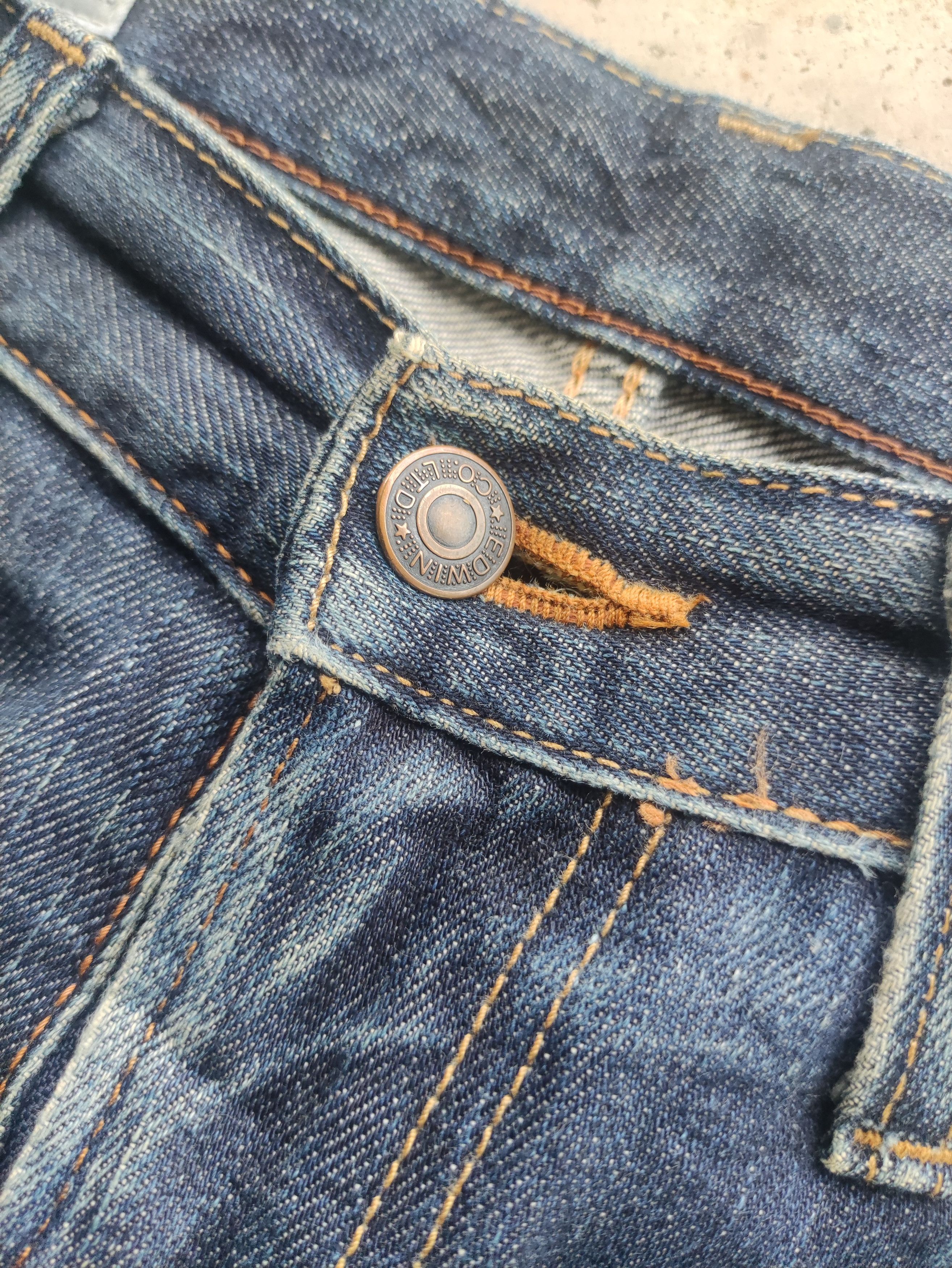 Edwin Vintage Edwin 403 Japan Jean Distressed Faded Denim Size US 32 / EU 48 - 5 Thumbnail