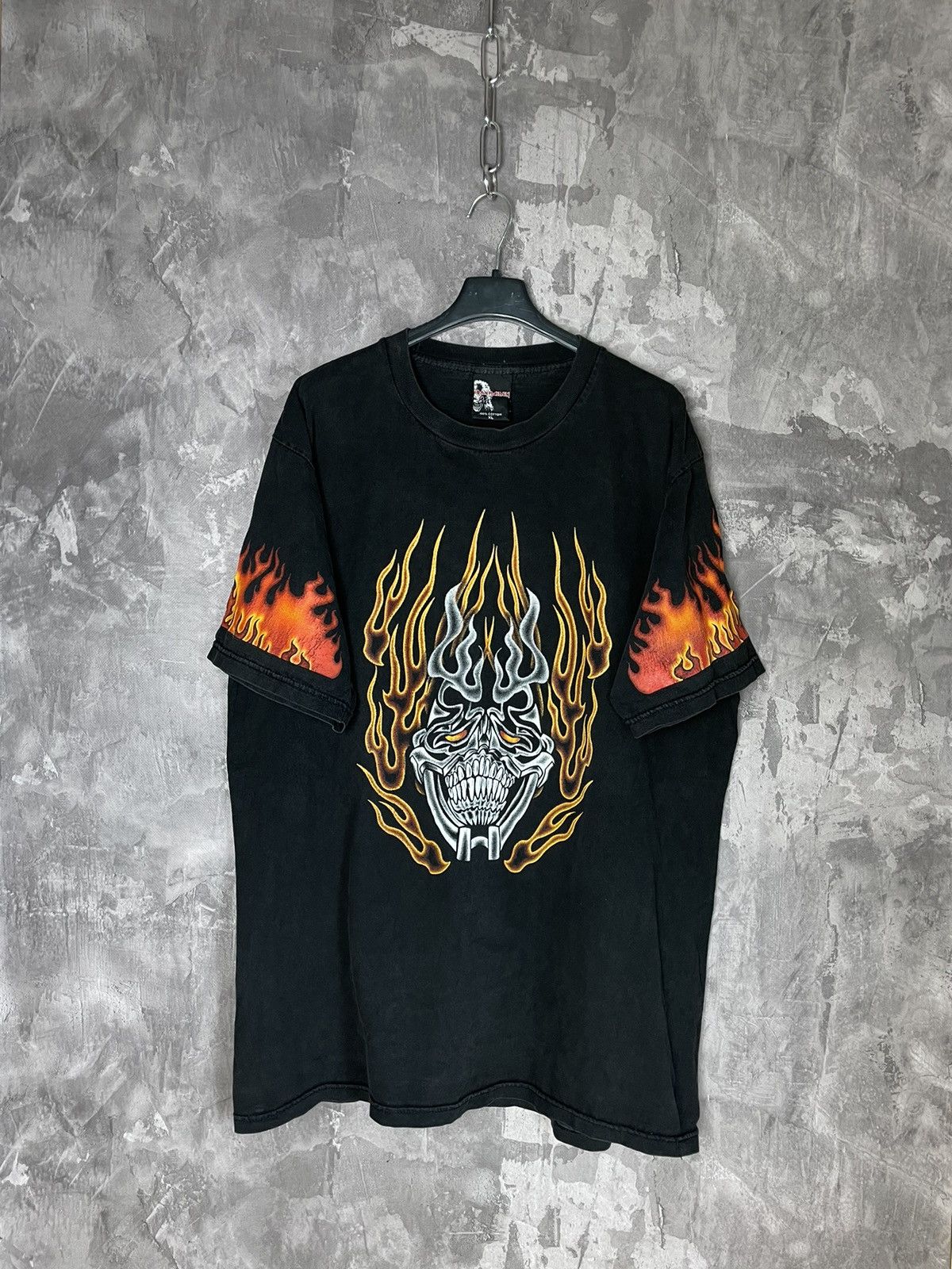 Band Tees 🎸 Iron Maiden Fire Vintage T-shirt Rock Tee Y2K Size US XL / EU 56 / 4 - 1 Thumbnail