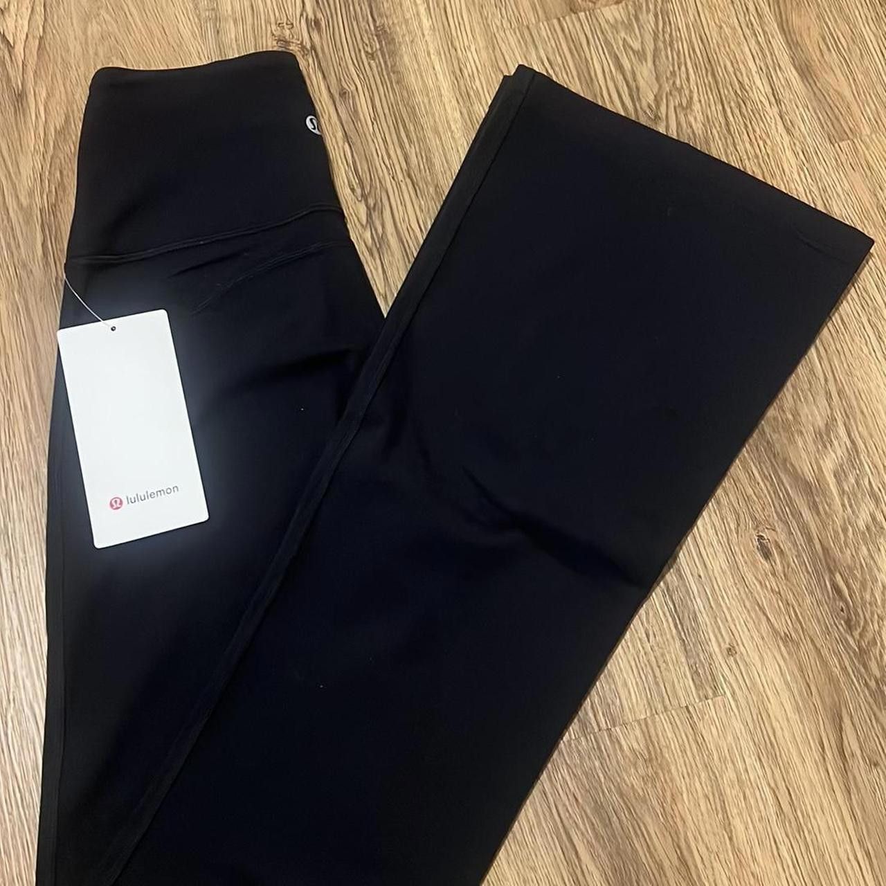 Lululemon Lululemon Women's Black Legging Size 27" / US 4 / IT 40 - 2 Thumbnail