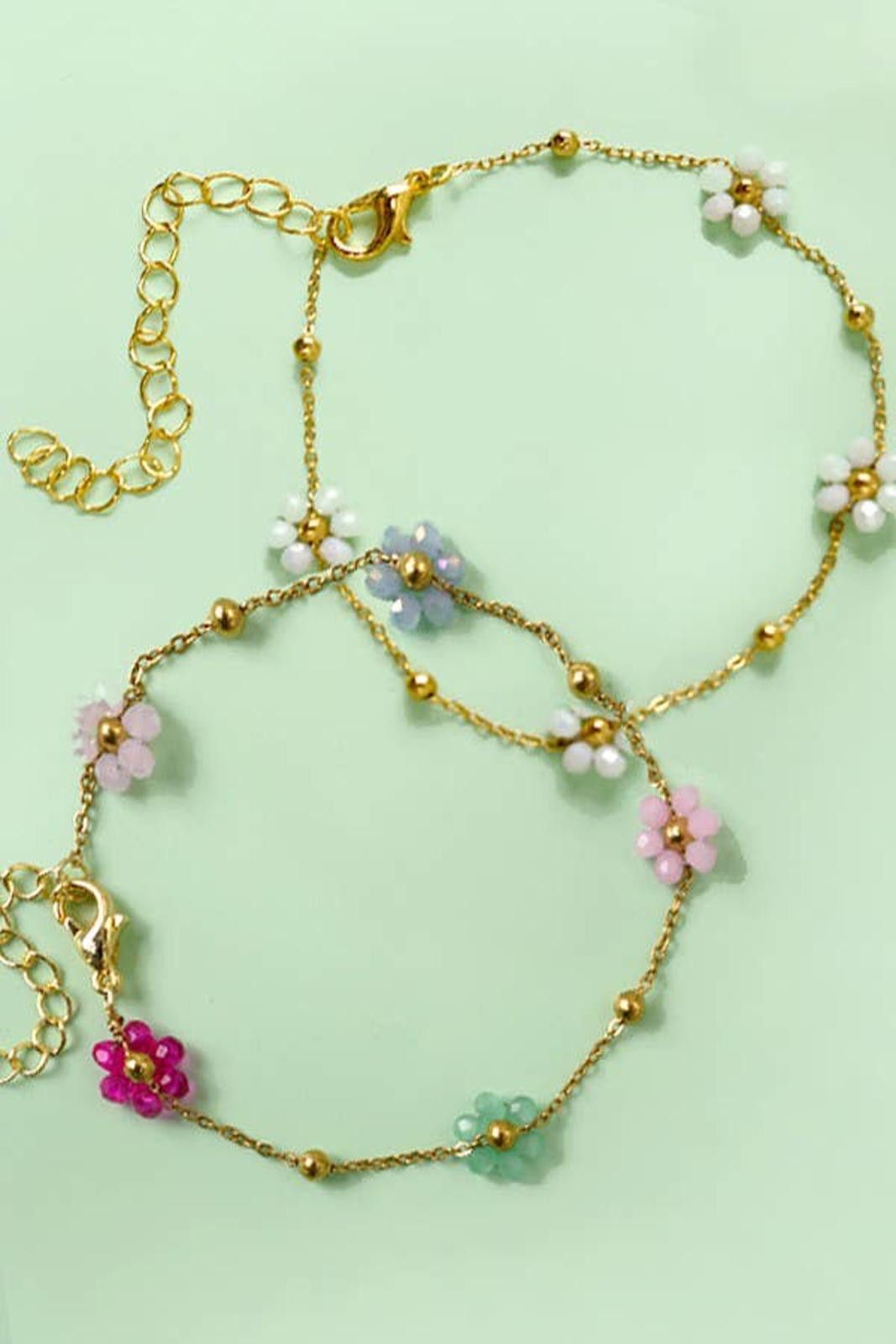 Other Summer Multi Beaded Flower Charm Bracelet Size ONE SIZE - 4 Thumbnail