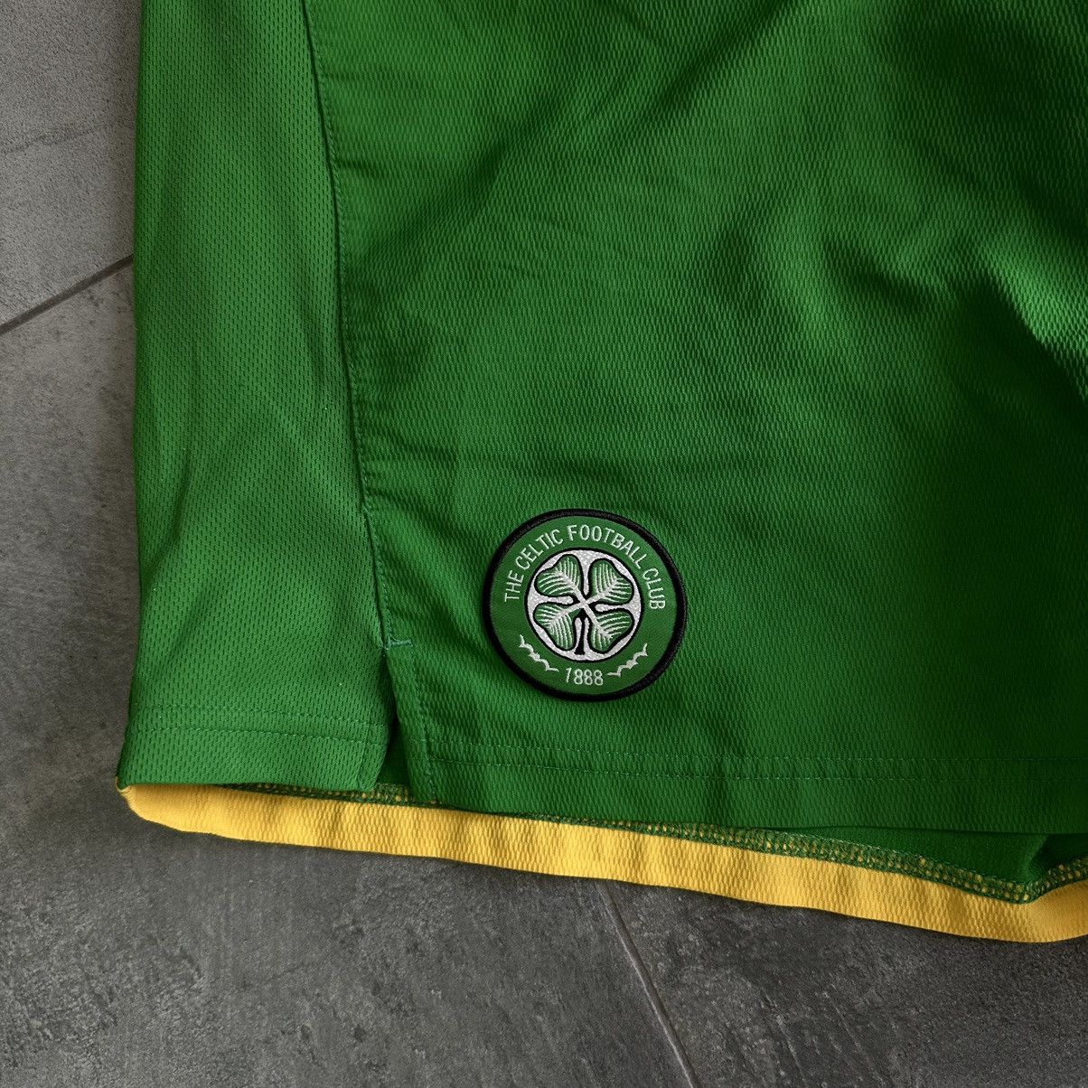 Nike × Vintage Vintage Nike The Celtic Football Club Shorts Y2K Sport-wear Size US 38 / EU 54 - 3 Thumbnail