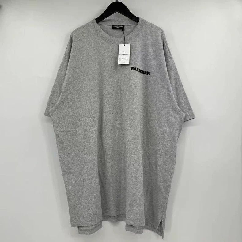 Balenciaga Balenciaga Front and Back Reversed Embroidered Letter Shor Size US XXL / EU 58 / 5 - 1 Thumbnail
