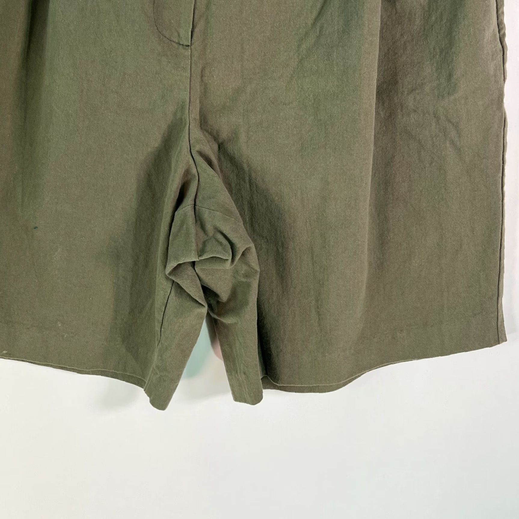 Vintage Ali Miles Women's Green High Rise Pleated Bermuda Shorts Size 16P - Casual 100% Cotton Size 32" / US 10 / IT 46 - 4 Thumbnail