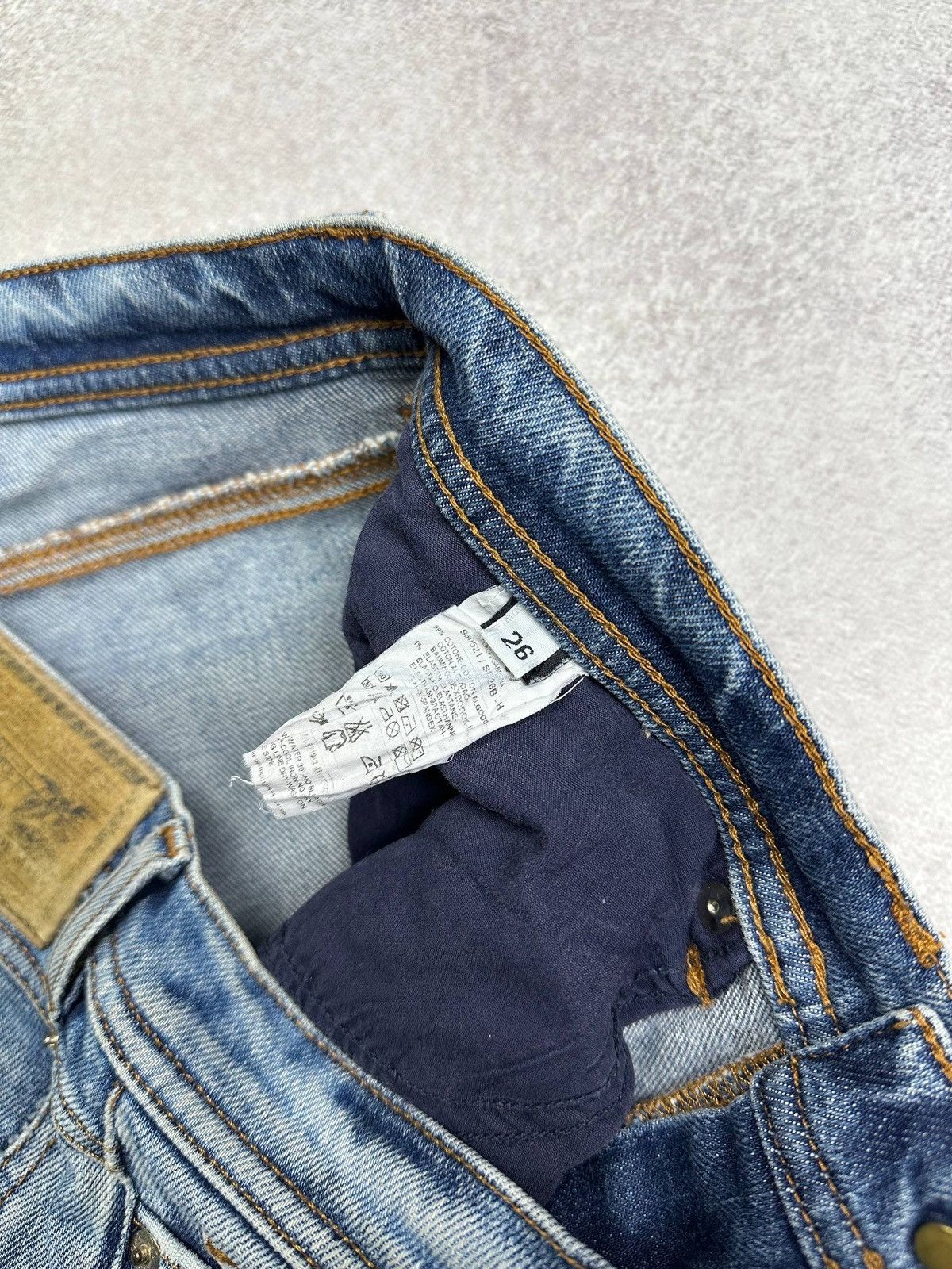 Dolce & Gabbana Vintage Dolce Gabbana Womans Flared Bleached Pants 26 Size 26" / US 2 / IT 38 - 10 Thumbnail