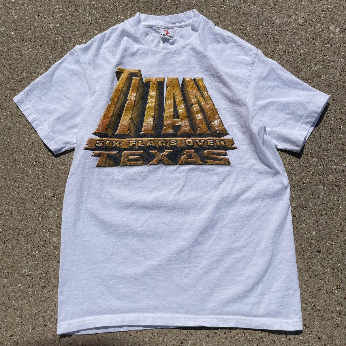 Other Vintage Six Flags Over Texas Titan Roller Coaster Tee M Size US M / EU 48-50 / 2 - 1 Thumbnail