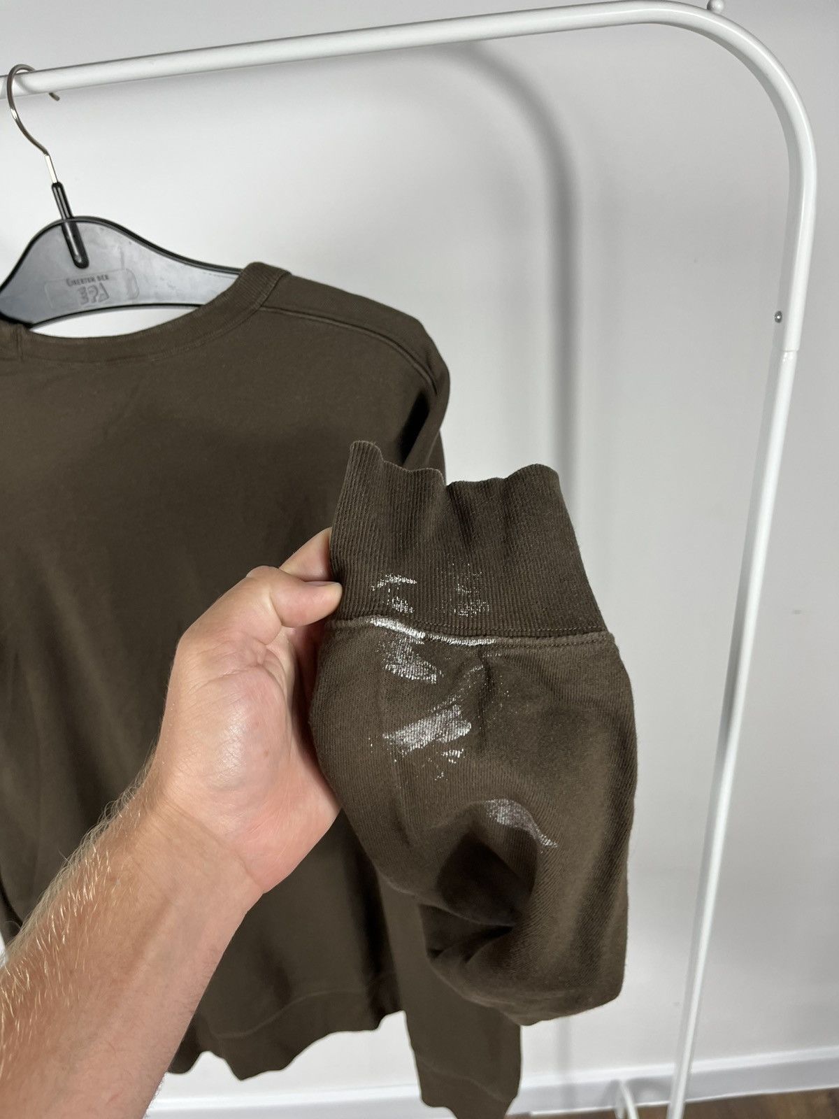 Uniqlo Uniqlo UT MFA Graphic Sweatshirt Japanese Print XL Brown Size US XL / EU 56 / 4 - 14 Thumbnail