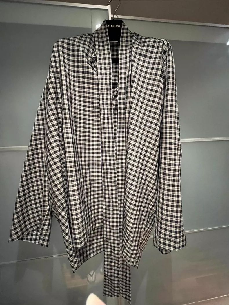 Balenciaga Balenciaga size 40 Black and white plaid shirt jacket Size M / US 6-8 / IT 42-44 - 2 Thumbnail
