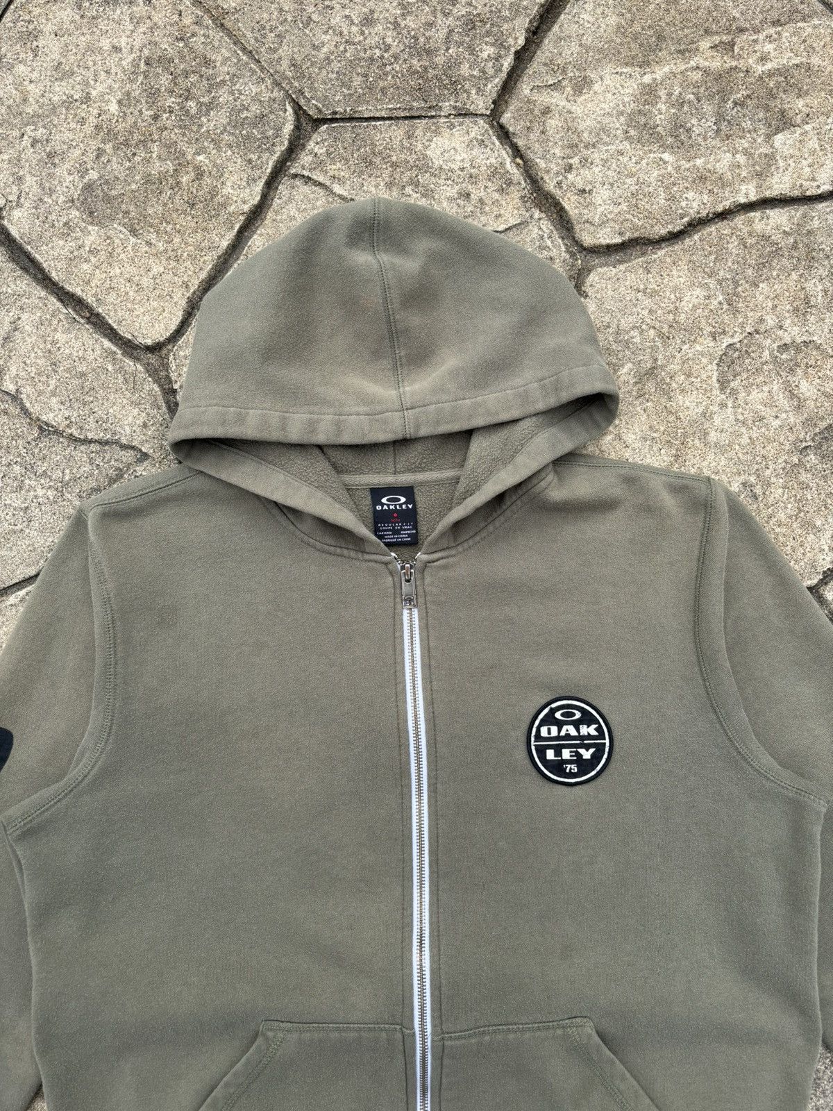 Oakley Y2K Oakley Military Green Casual Hoodie Size US M / EU 48-50 / 2 - 4 Thumbnail