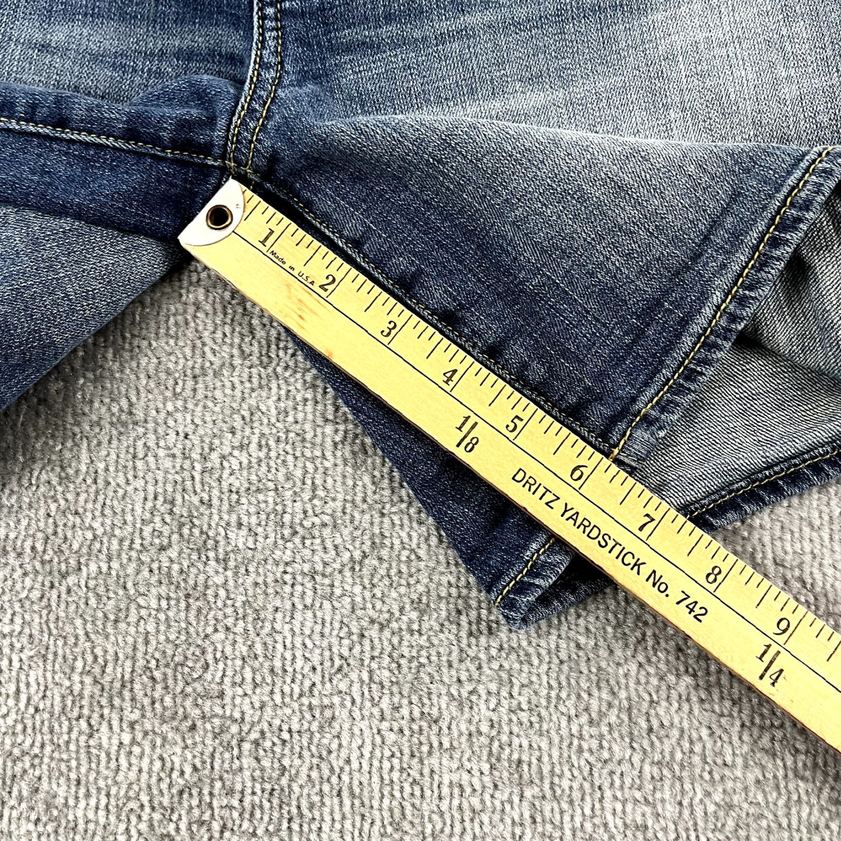 Vintage PILCRO & THE LETTERPRESS Shorts Women Size 26 x 6.5" HYPHEN Distressed Denim Size 26" / US 2 / IT 38 - 5 Thumbnail