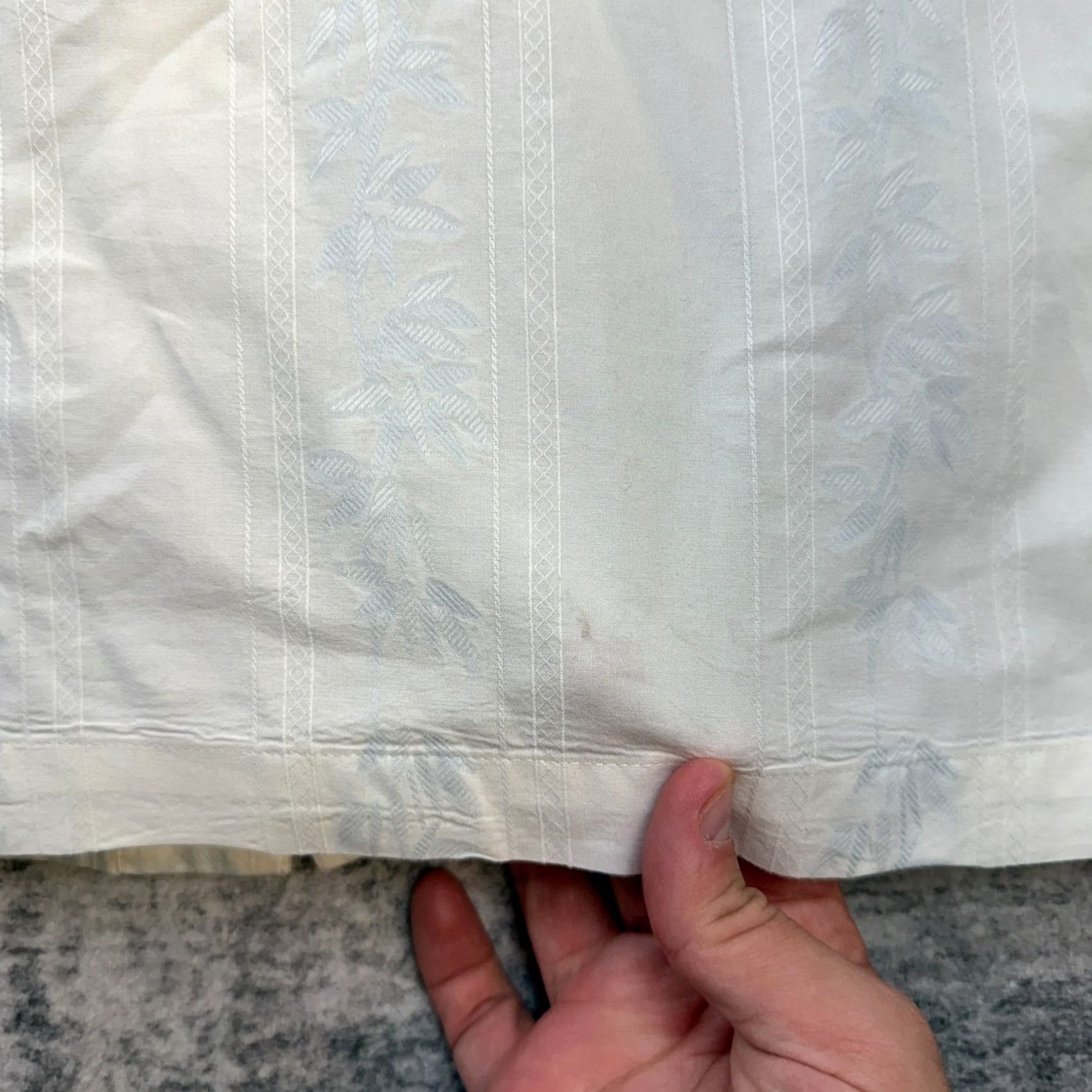 Tommy Bahama Tommy Bahama Shirt Mens XL White Embossed Palms Island Silk Cotton Beach Resort Shirt Button-Up Size US XL / EU 56 / 4 - 5 Thumbnail