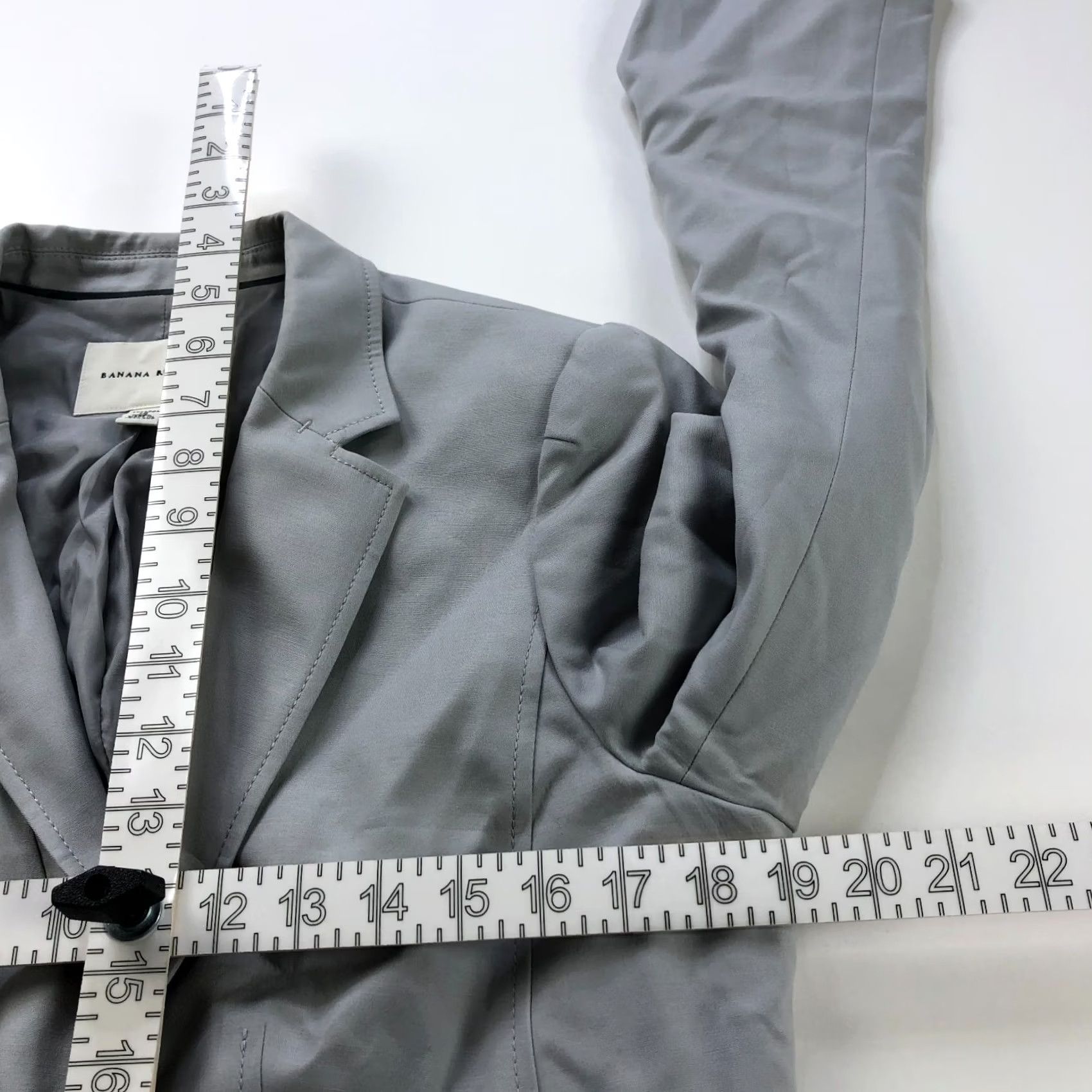 Banana Republic Banana Republic 14 Stretch Cotton Modal 2 Button Blazer Jacket Light Gray Blazer Jacket Women 14 Gray Buttons Stretch Cotton Modal Banana Republic Size XL / US 12-14 / IT 48-50 - 5 Thumbnail