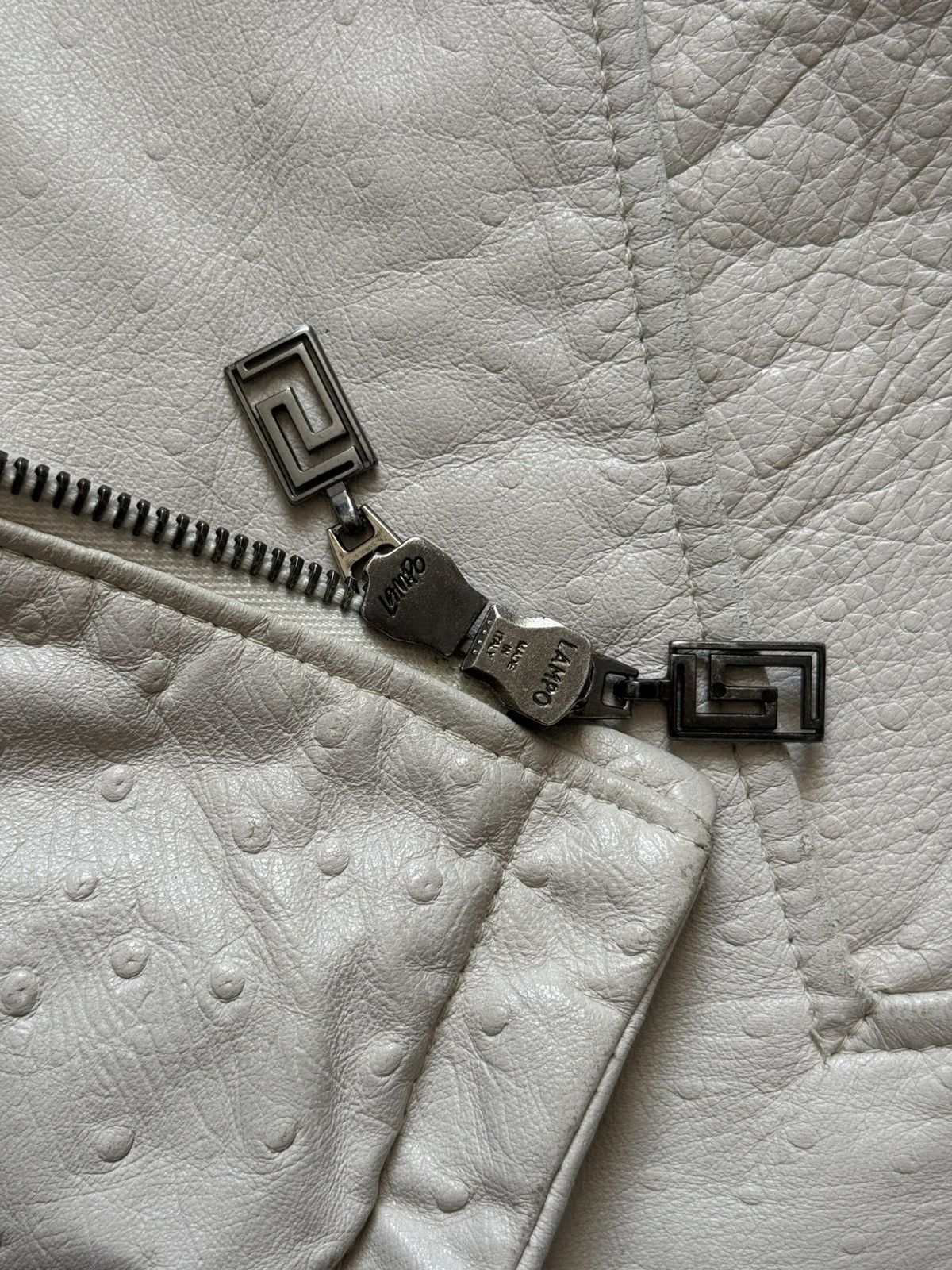 Versace Vintage 90s Versace classic v2 ostrich leather jacket Size US M / EU 48-50 / 2 - 6 Thumbnail