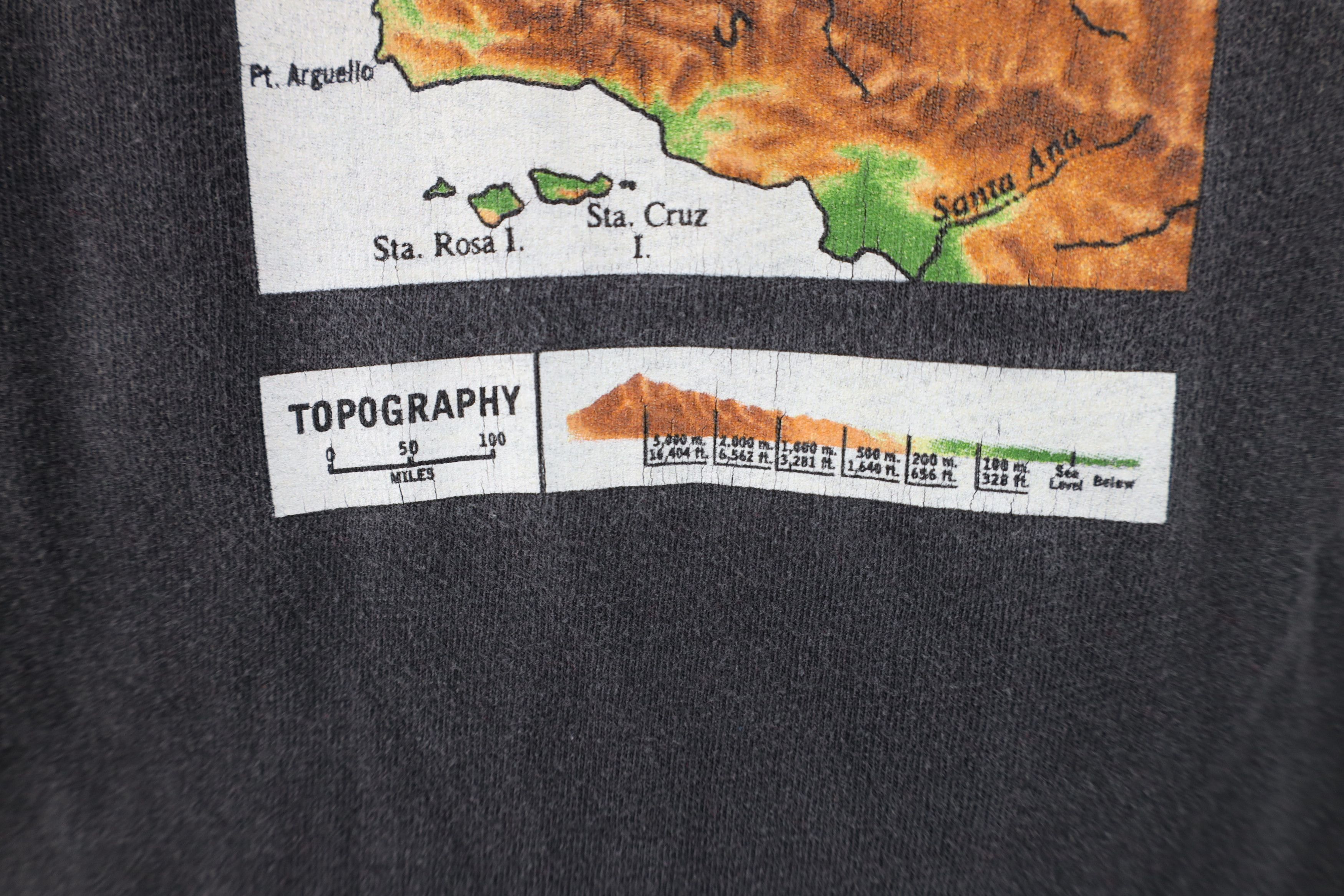 The North Face Vintage 90s The North Face Map Long Sleeve T-Shirt Size US XL / EU 56 / 4 - 5 Thumbnail