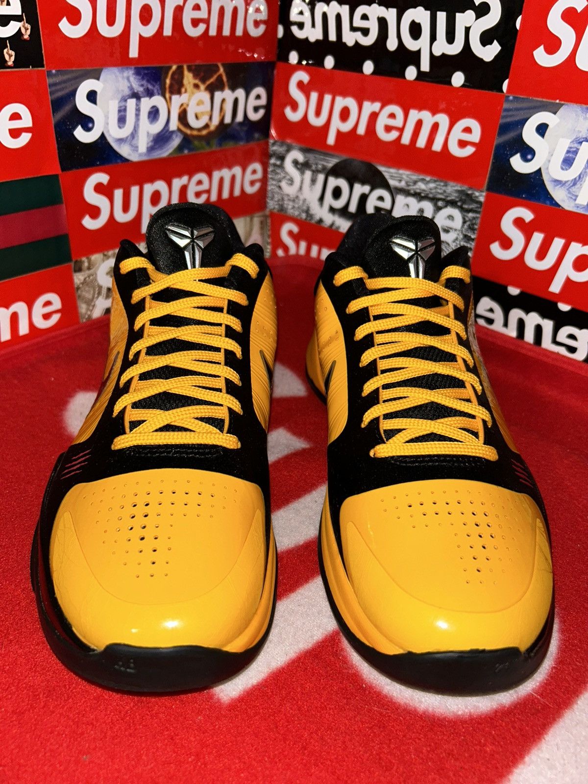 Nike Nike Kobe 5 Protro Bruce Lee CD4991-700 size 7.5 VNDS Size US 7.5 / EU 40-41 - 2 Thumbnail