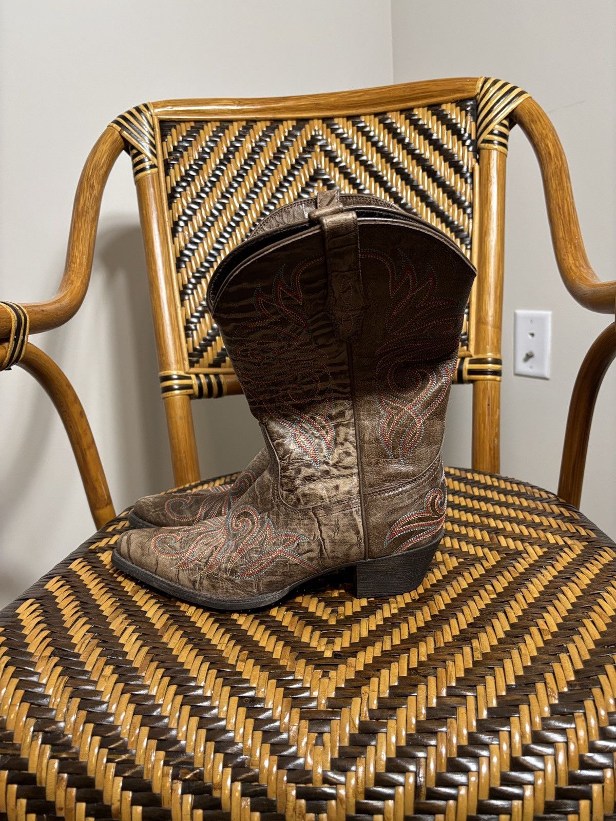 Ariat Ariat Round Up J Toe Cowgirl Western Boots 6.5 Embroidered Size US 6.5 / IT 36.5 - 3 Thumbnail