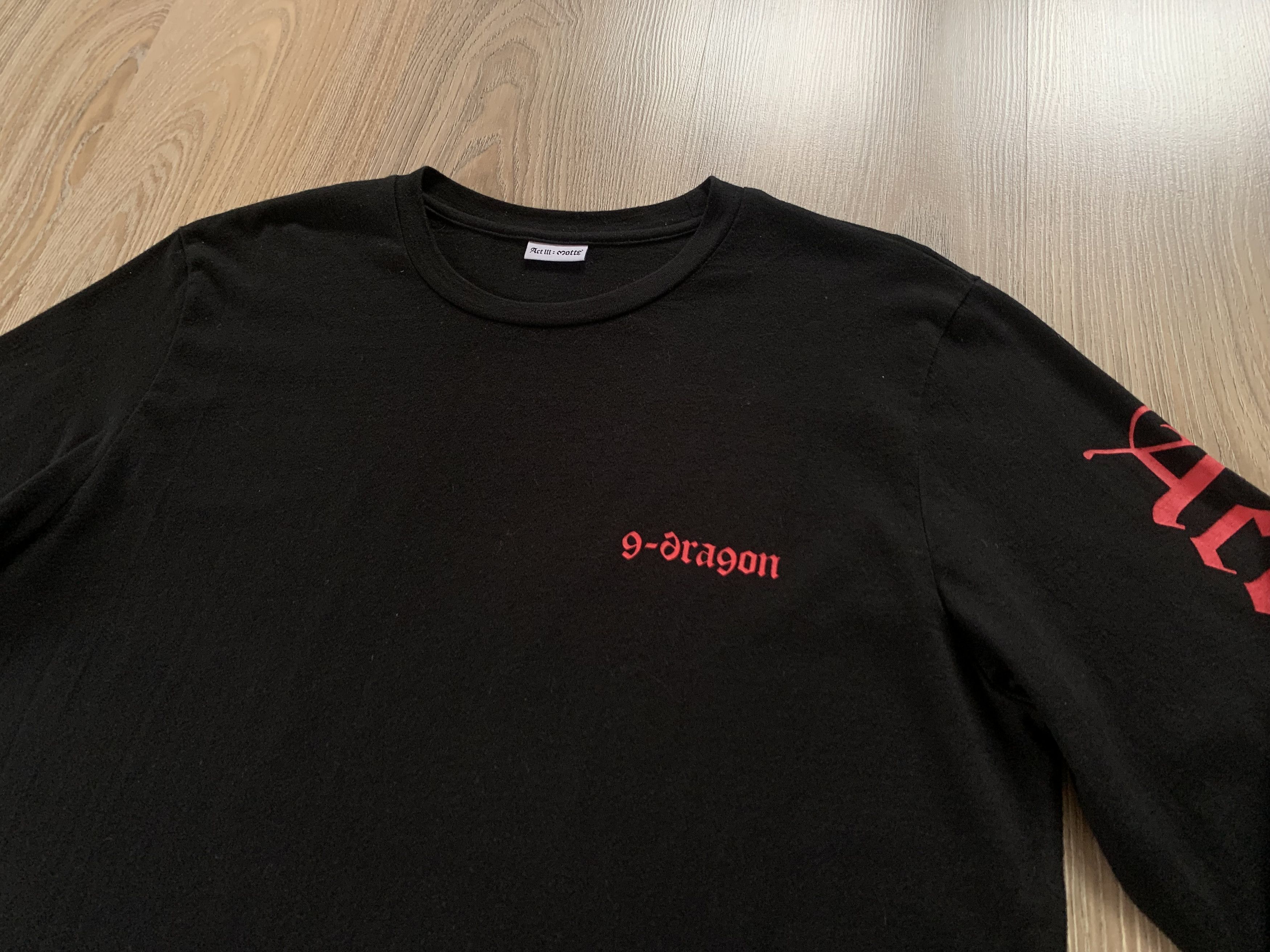 Band Tees Mens G-Dragon Act III M.O.T.T.E Black Long-Sleeve T-Shirt Size US M / EU 48-50 / 2 - 4 Thumbnail