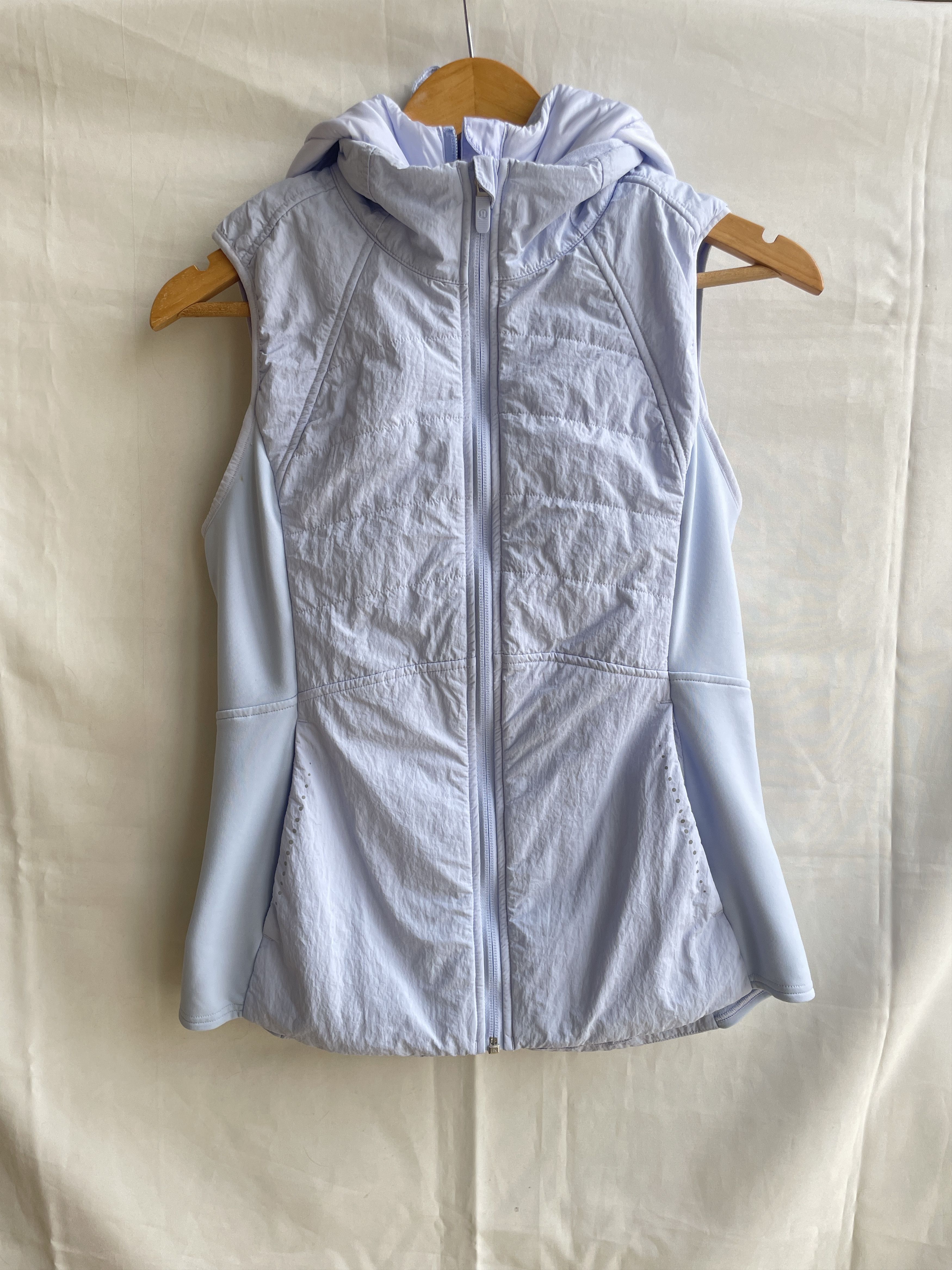 Lululemon Another Mile Light Blue Womens Vest Size 6
