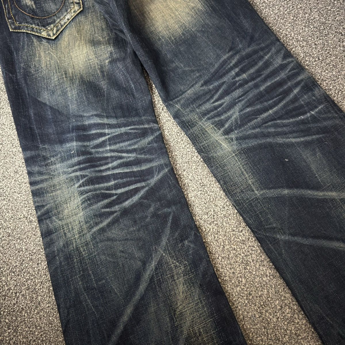 Le Grande Bleu (L.G.B.) Insane Vintage Exotic Flared Gothic Lolita Distressed Jeans Size US 32 / EU 48 - 9 Thumbnail