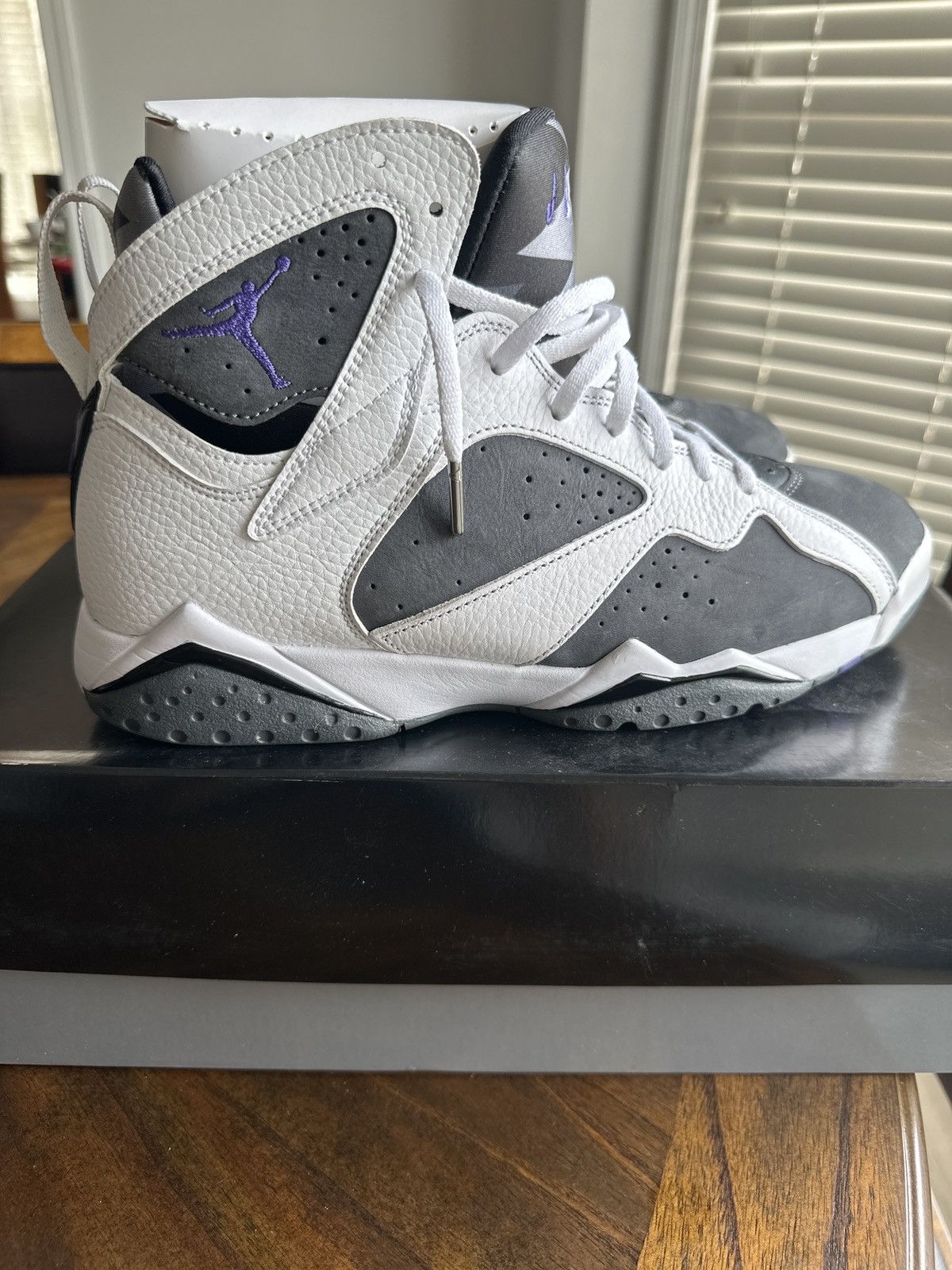 Jordan Brand Flint 7 Size US 10.5 / EU 43-44 - 2 Thumbnail