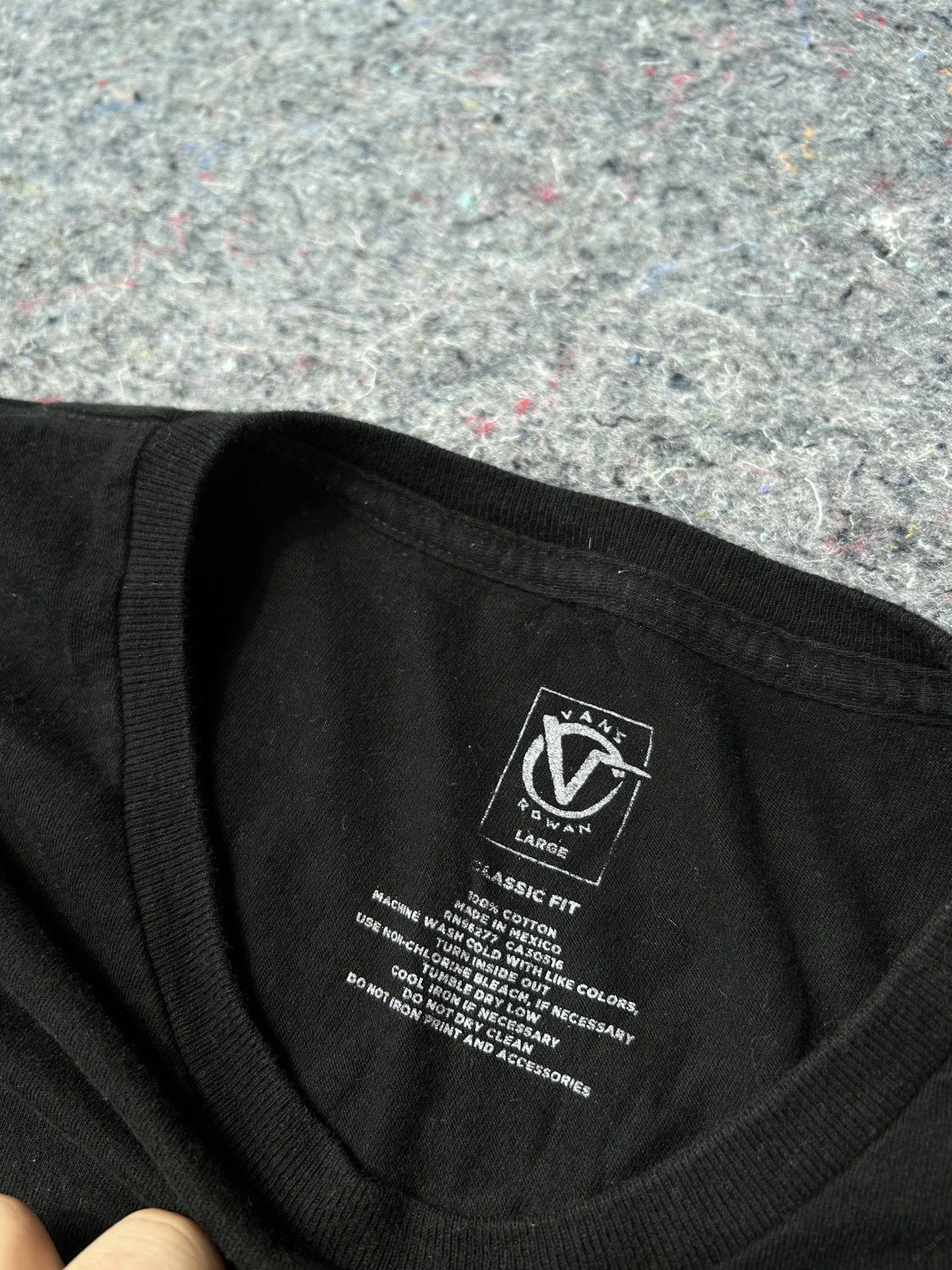 Vans VANS Men's Med Tee T-Shirt Black Rowan Zorilla Skull Flames Size US L / EU 52-54 / 3 - 3 Thumbnail