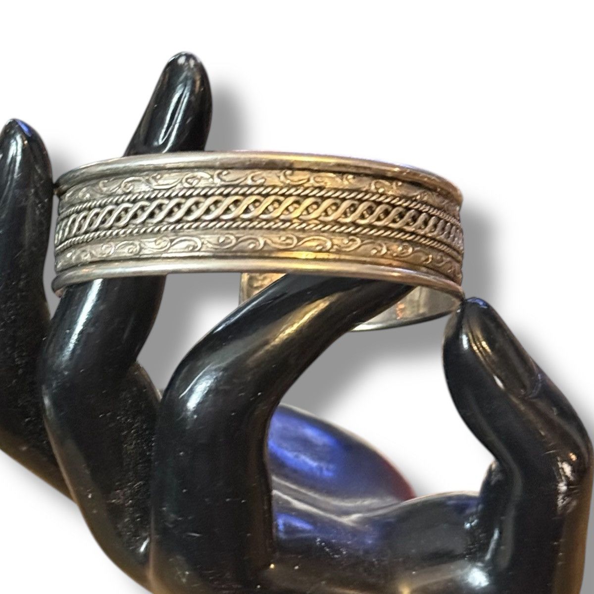 Vintage Vintage silver plated textured cuff bracelet Size ONE SIZE - 2 Thumbnail