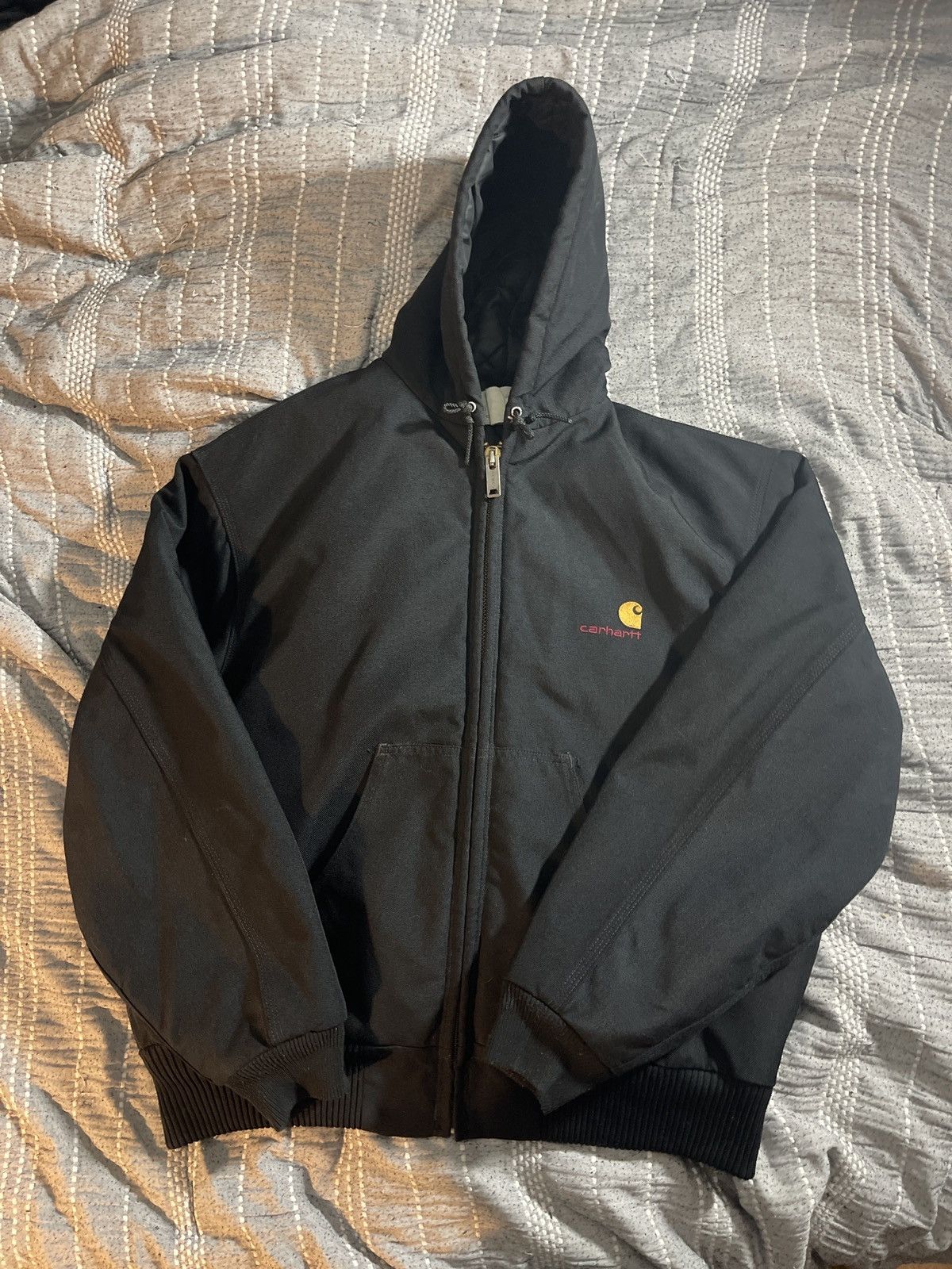 Carhartt × Vintage Vintage Carhartt Black Hooded Jacket - Unique Chest Logo Size US XL / EU 56 / 4 - 1 Thumbnail