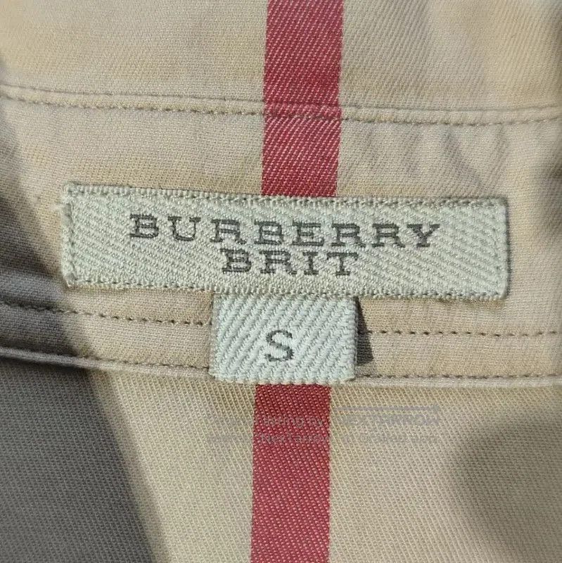 Burberry Burberry Beige Cotton Women's Shirt. Size S / US 4 / IT 40 - 3 Thumbnail