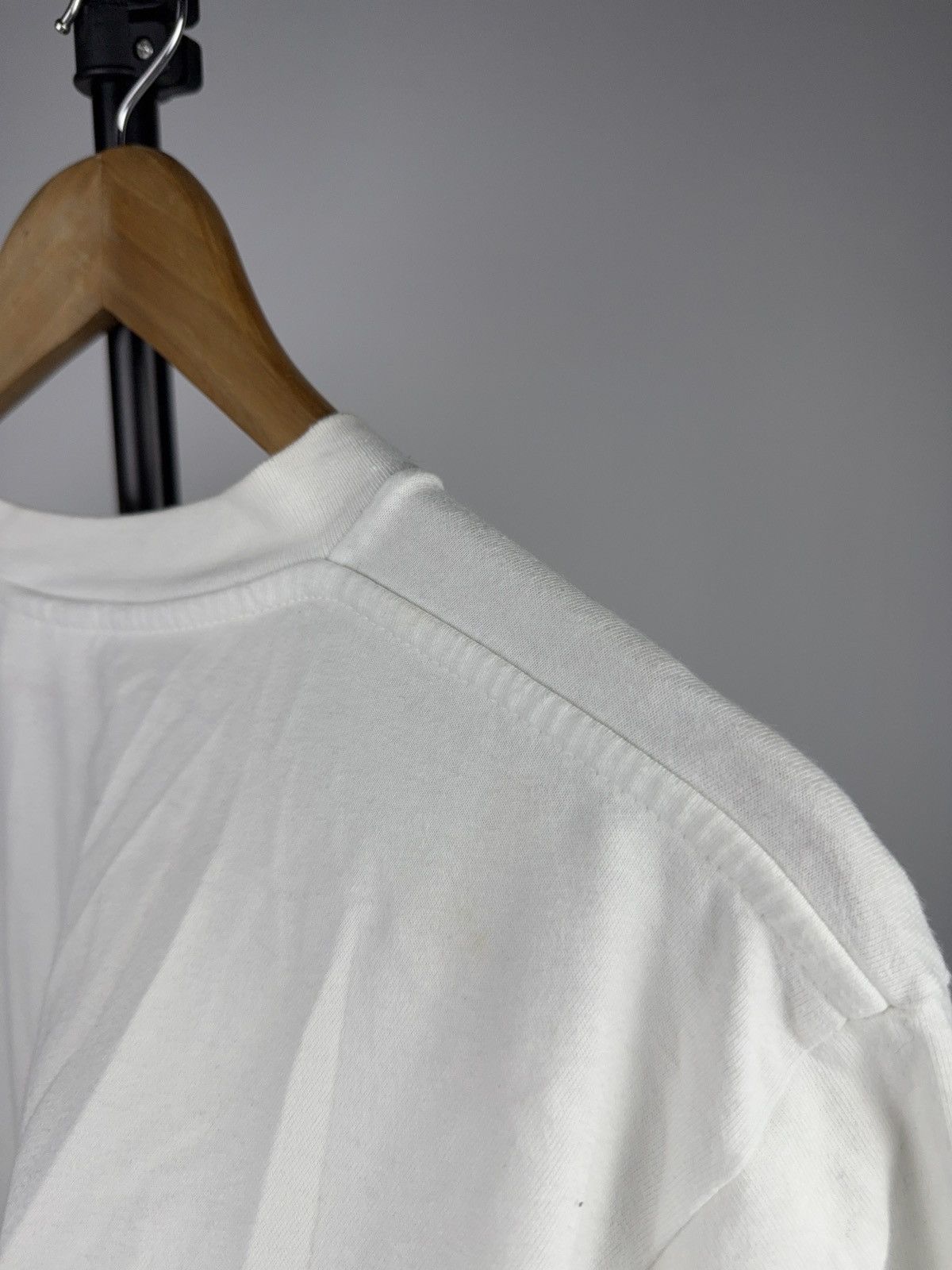 Nike Vintage 90s Retro Nike Air Logo T-Shirt White Red Swoosh Size US S / EU 44-46 / 1 - 18 Thumbnail