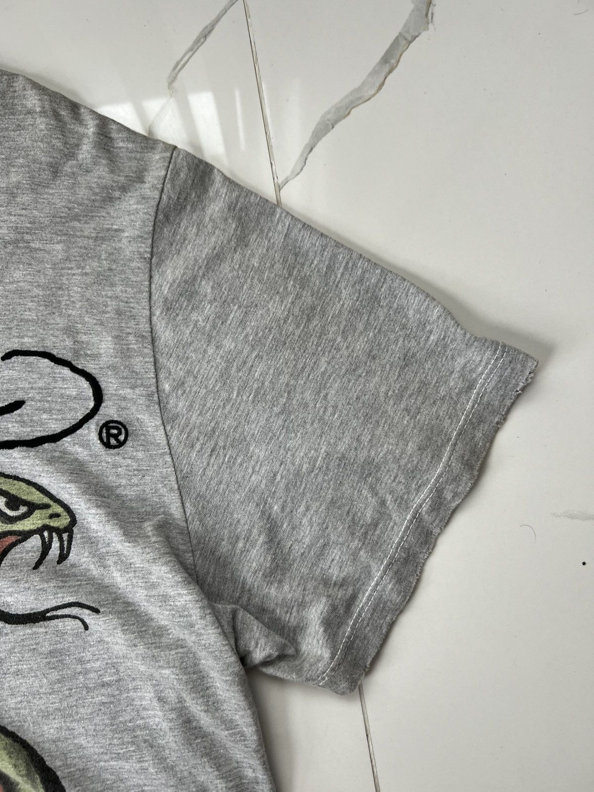 Ed Hardy 00’s ED HARDY 2 SIDES BIG LOGO AVANT-GARDE RARE RETRO TEE Size US XL / EU 56 / 4 - 6 Thumbnail