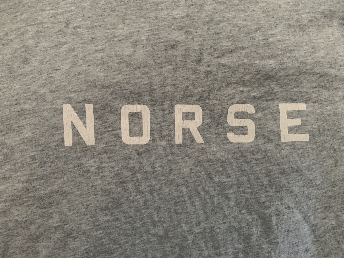 Norse Projects Norse projects gray size m big logo Size US M / EU 48-50 / 2 - 9 Thumbnail