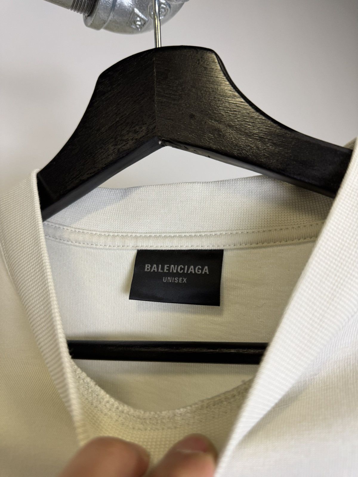 Balenciaga Balenciaga gaffer tape campaign tee Size US M / EU 48-50 / 2 - 7 Thumbnail