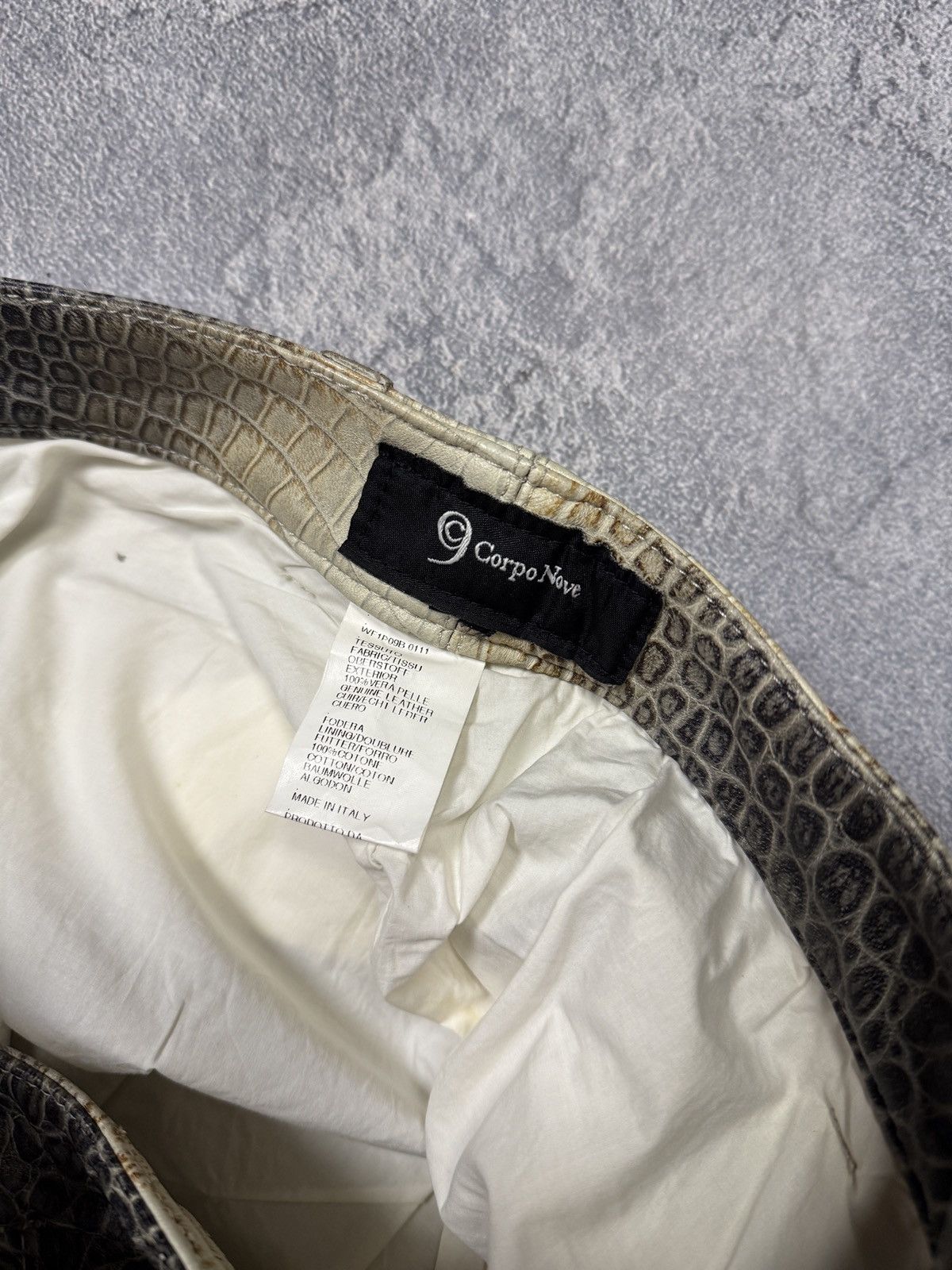 Other Corpo Nove Crocodile Embossed Leather Trousers Beige Brown Size 34" / US 12 / IT 48 - 15 Thumbnail