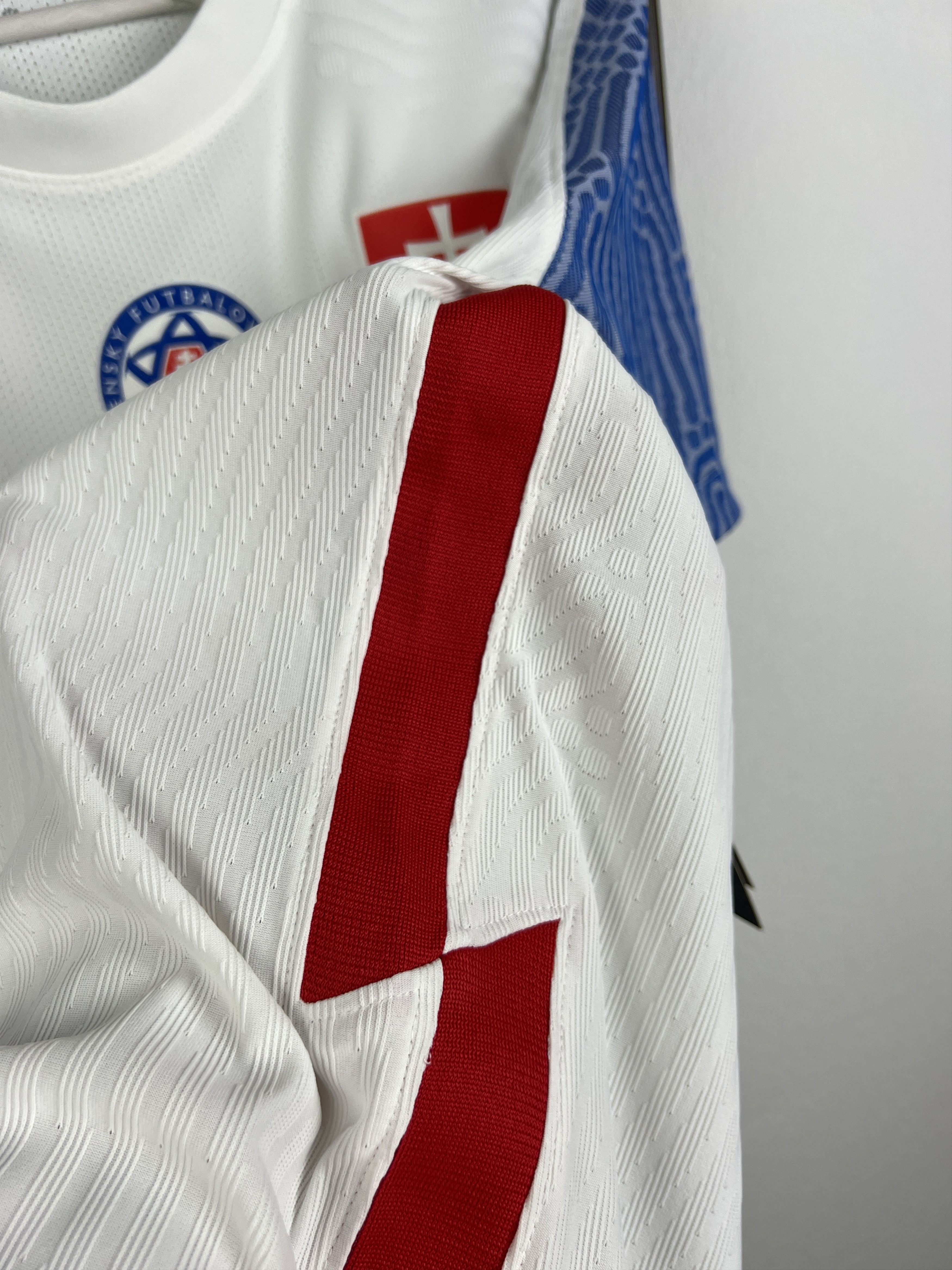 Nike Slovakia football shirt Soccer National Team Jersey Trikot Size US XL / EU 56 / 4 - 5 Thumbnail