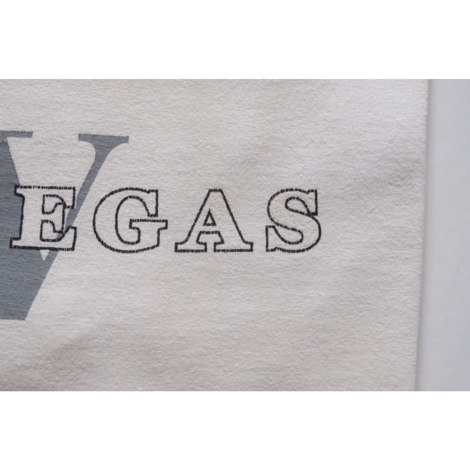 Gildan VINTAGE Gildan T-Shirt LAS VEGAS USA 90s Y2K RETRO 100% COTTON GRAPHIC TAN XL Mens Shirts Size US XL / EU 56 / 4 - 4 Thumbnail