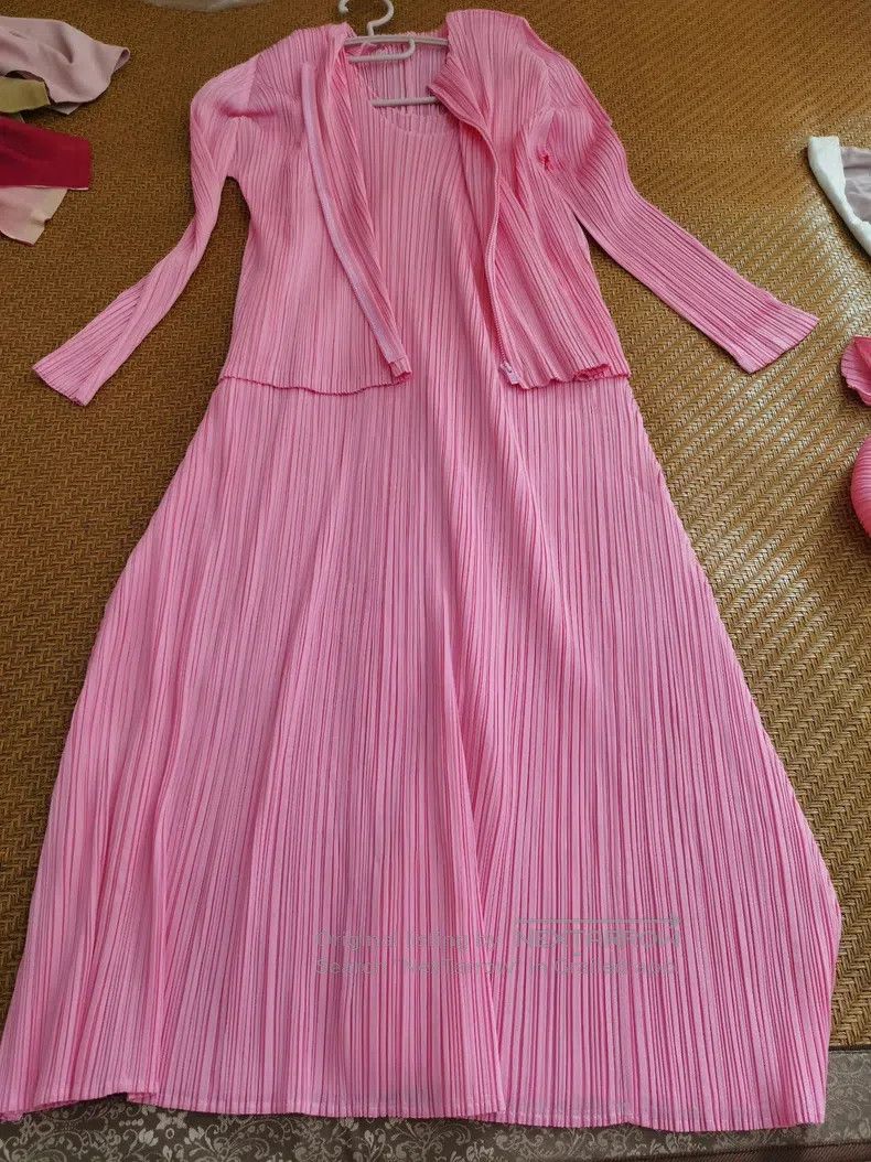 Issey Miyake Issey Miyake Pink Skirt Size 25" / US 0 / IT 36 - 2 Thumbnail