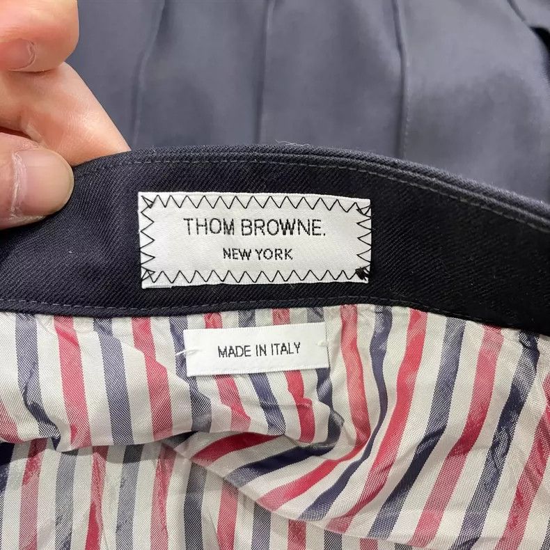 Thom Browne Thom Browne Blue Navy pleated skirt with stripes Size 27" / US 4 / IT 40 - 5 Thumbnail