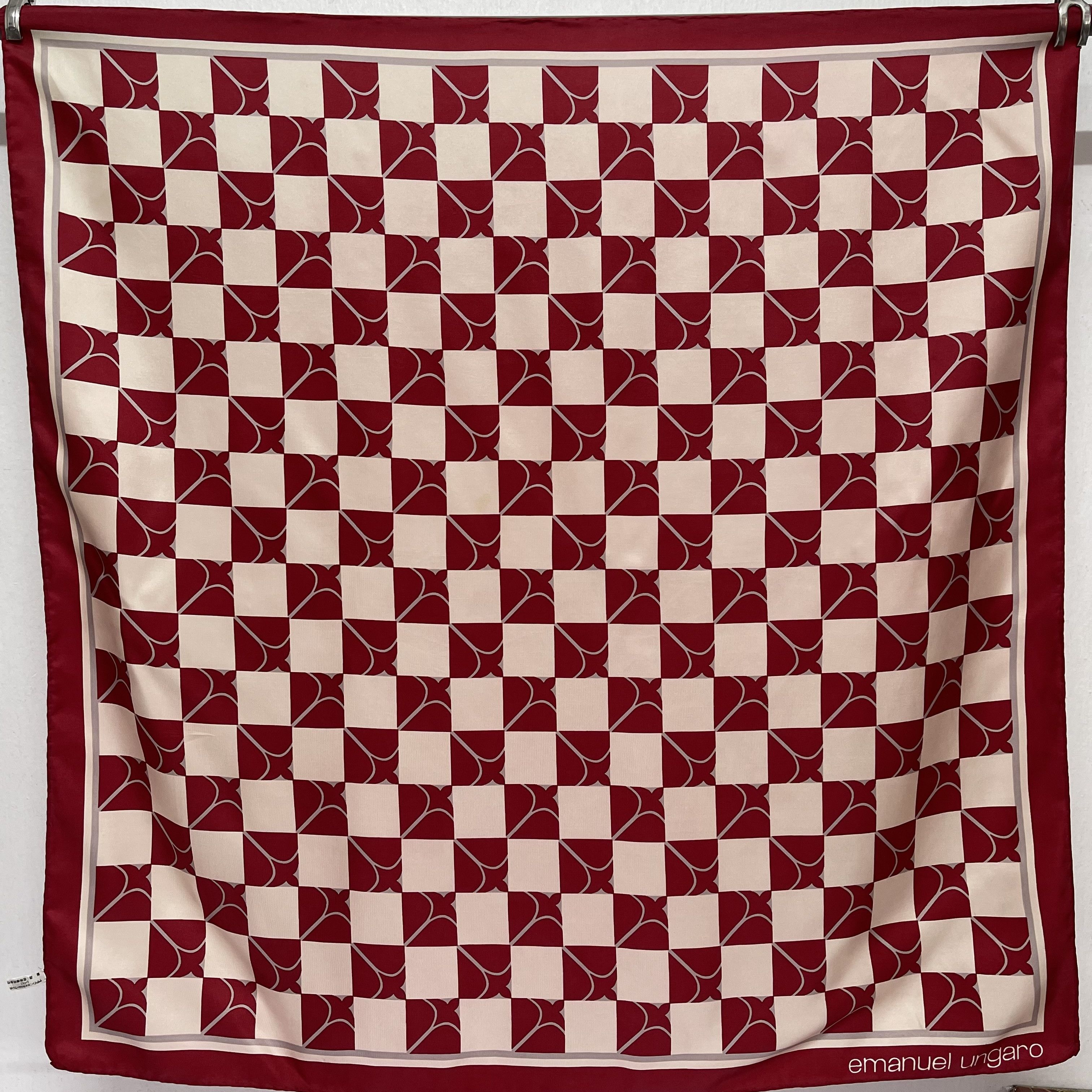 Emanuel Ungaro Vintage Emanuel Ungaro Silk Scarf Babushka - S7047 Size ONE SIZE - 4 Thumbnail