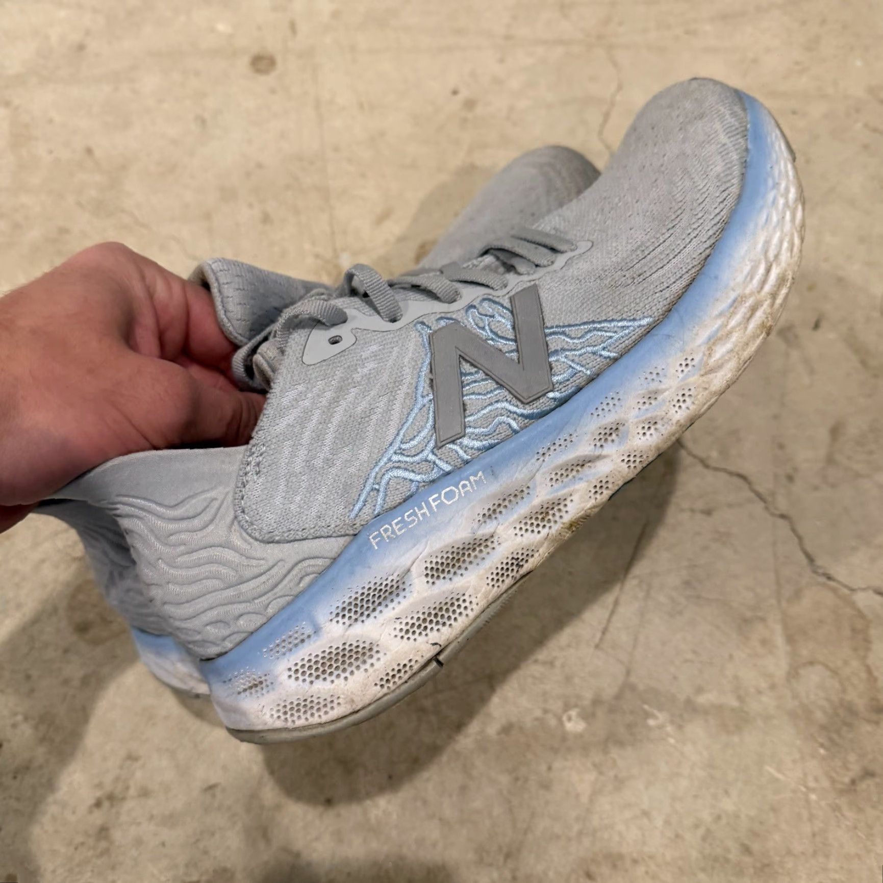New Balance New Balance Fresh Foam 1080v10 Womens 8.5 Running Sneakers Gray Blue *DISTRESS* Size US 7 / IT 37 - 3 Thumbnail